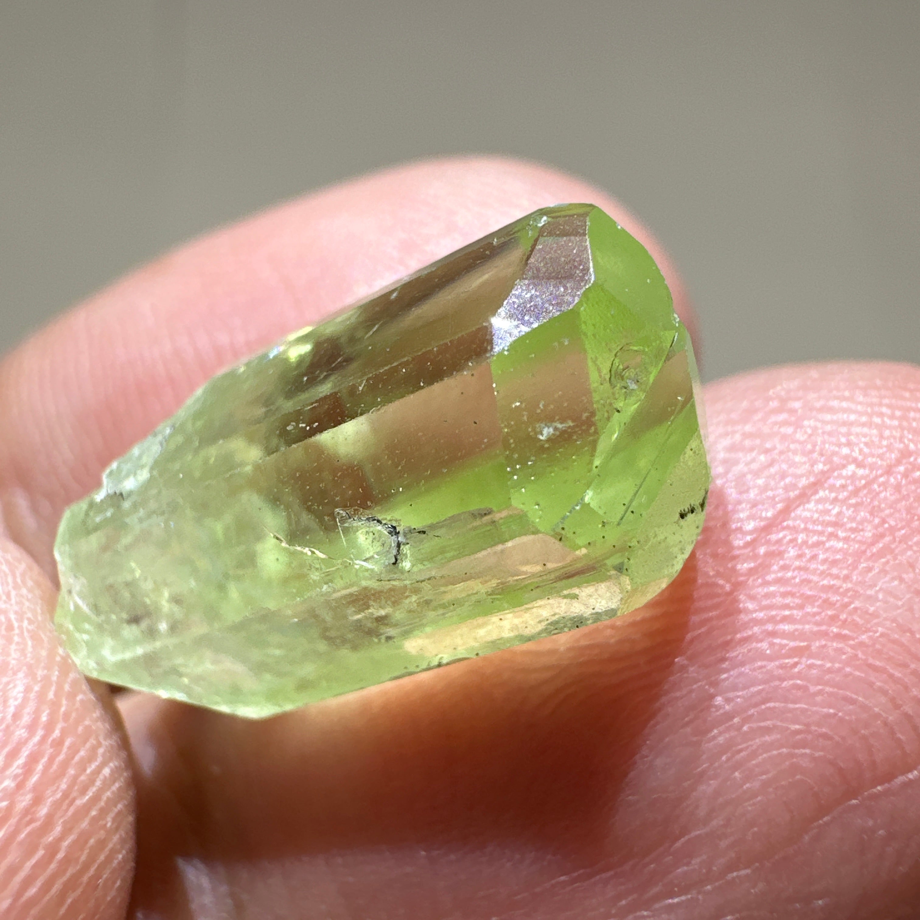 Diopside crystal, 3.3gm, Merelani, Tanzania - facetable portion