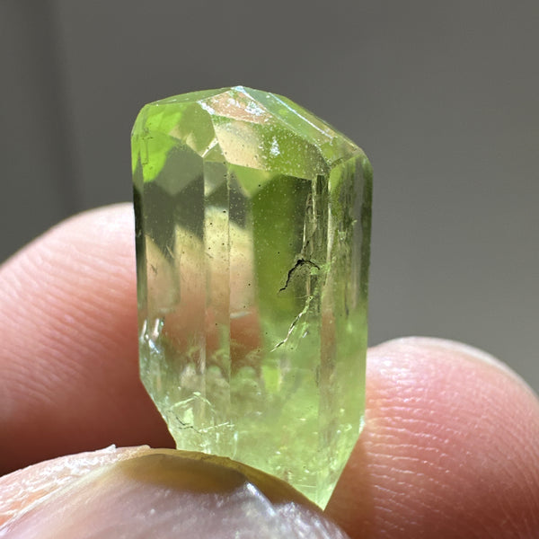 Diopside crystal, 3.3gm, Merelani, Tanzania - facetable portion