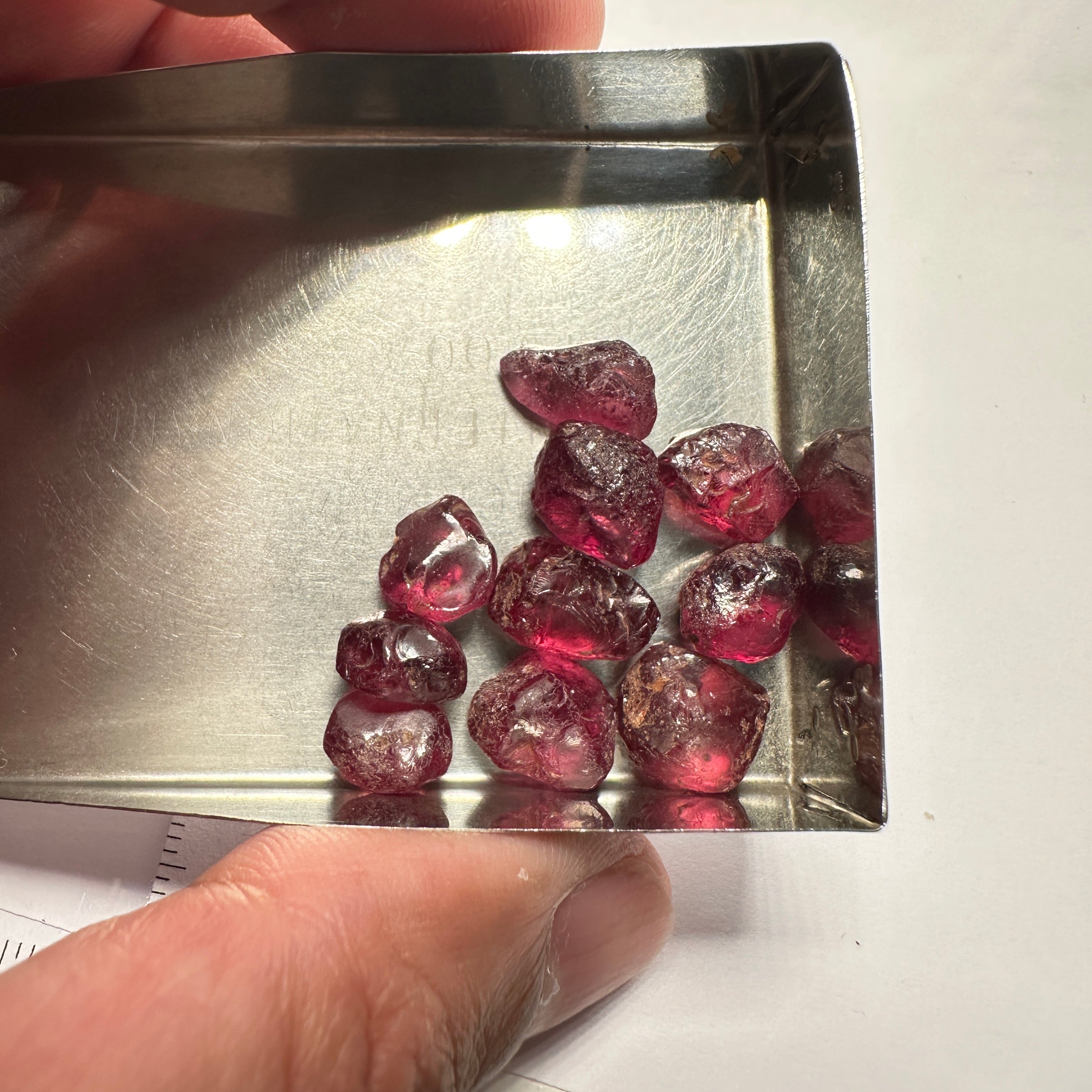 Wholesale lot - Rhodolite Garnet Colour Shifting Lot, 47.31ct / 9.46gm, Umba, Tanzania, Untreated Untreated, 10 pcs, 4.73ct av. Si clarity, US$10 per gm