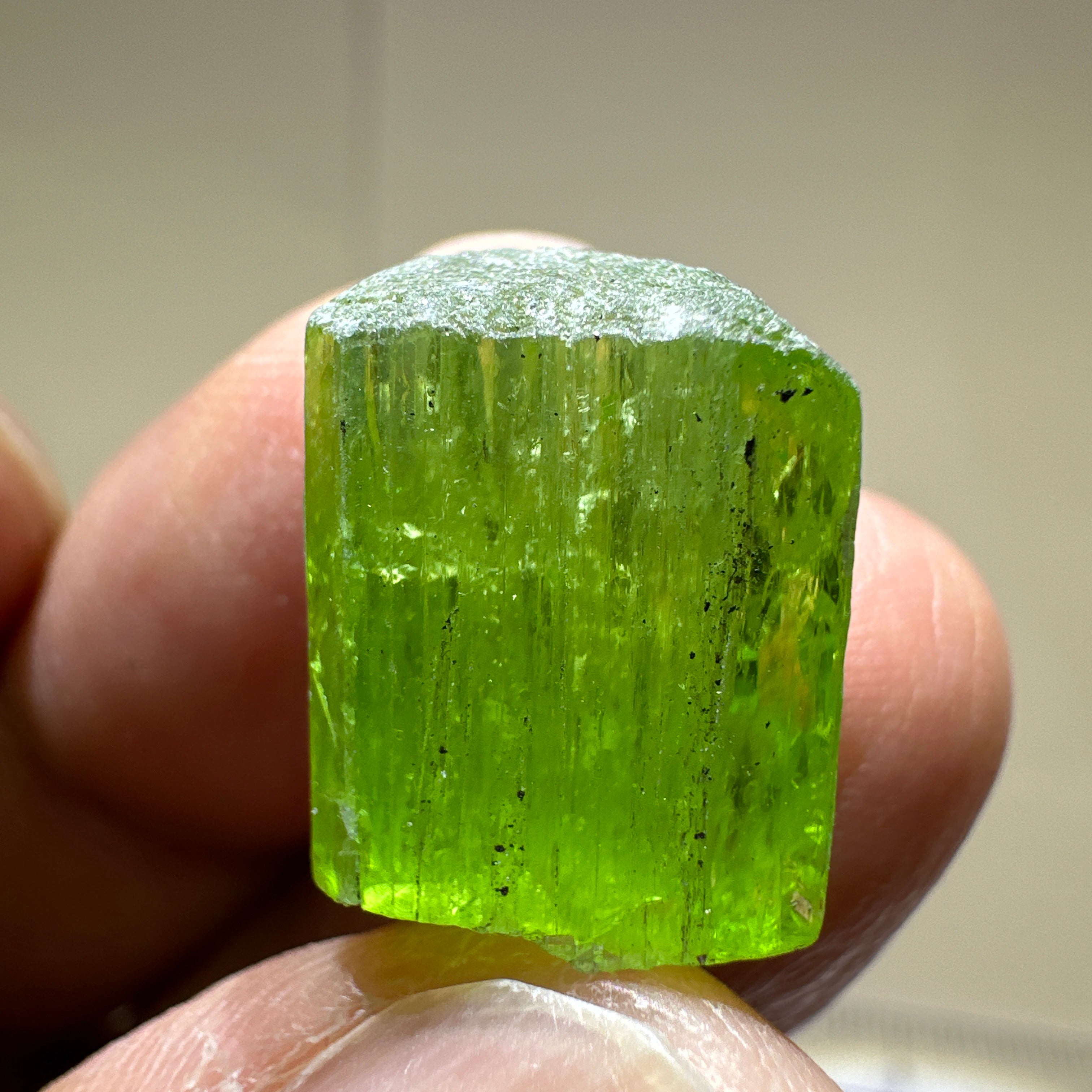 Tremolite Crystal, 3.90gm, Merelani, Tanzania