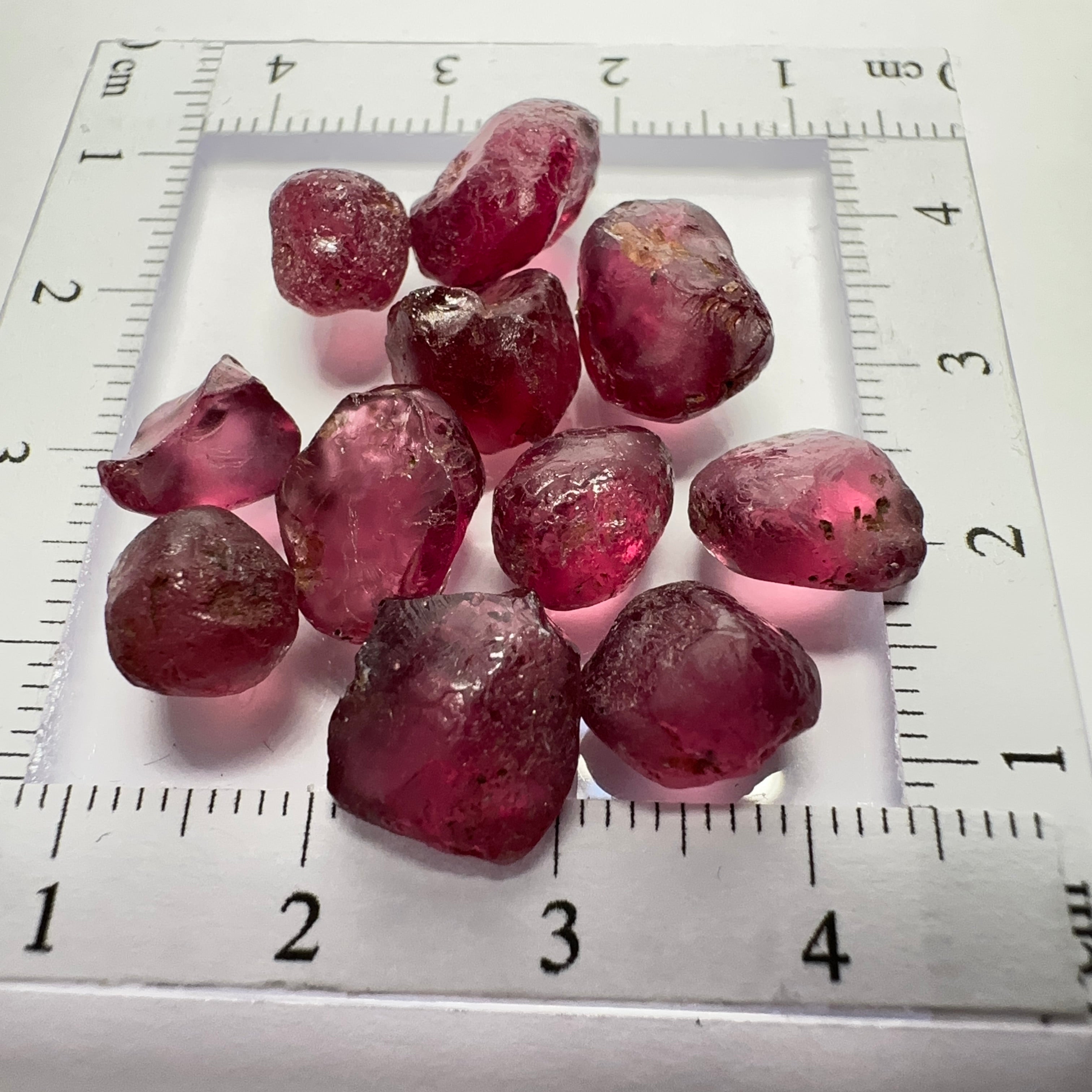 Wholesale lot - Rhodolite Garnet Colour Shifting Lot, 45.99ct / 9.19gm, Umba, Tanzania, Untreated Untreated, 11 pcs, 4.18ct av. Si clarity, US$10 per gm