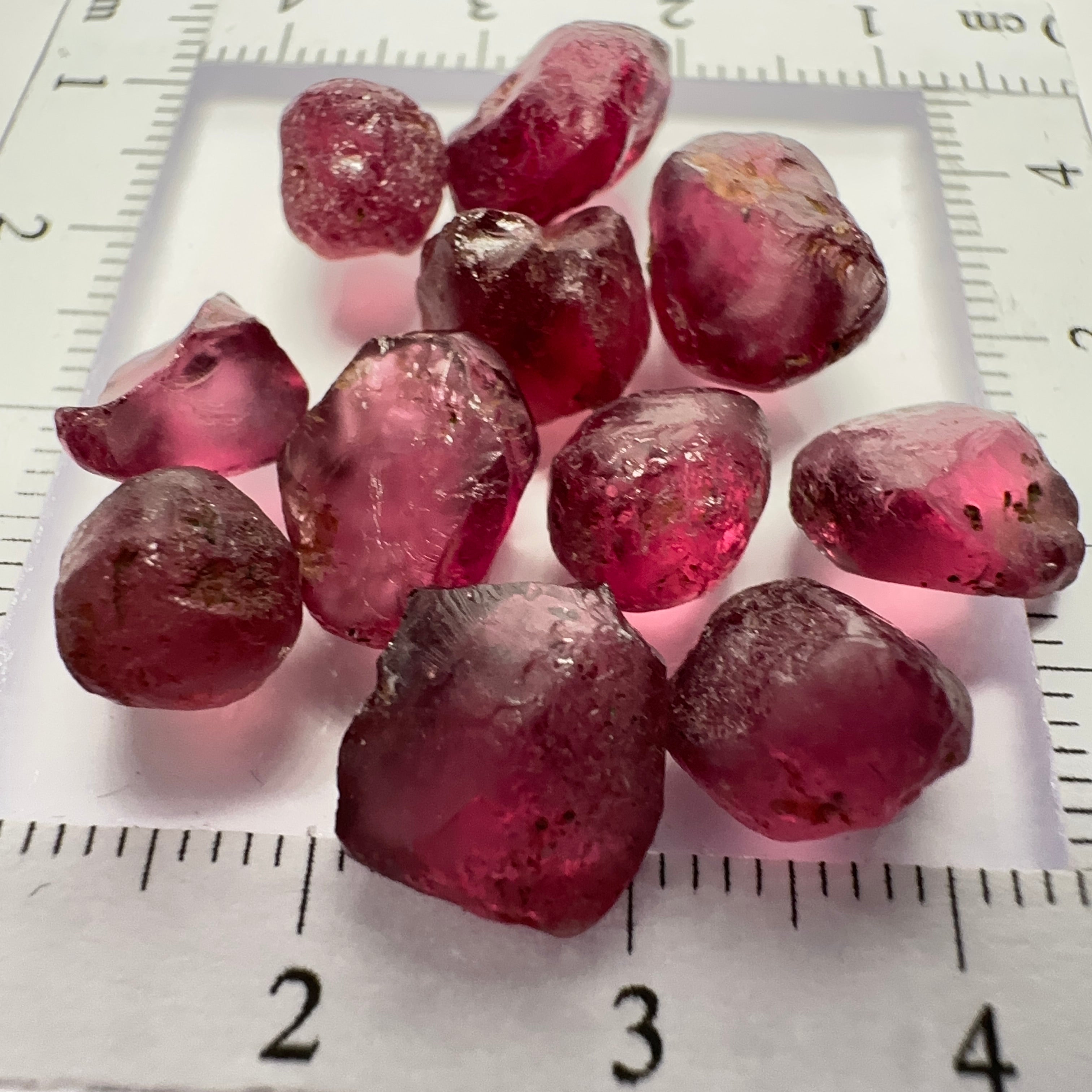 Wholesale lot - Rhodolite Garnet Colour Shifting Lot, 45.99ct / 9.19gm, Umba, Tanzania, Untreated Untreated, 11 pcs, 4.18ct av. Si clarity, US$10 per gm