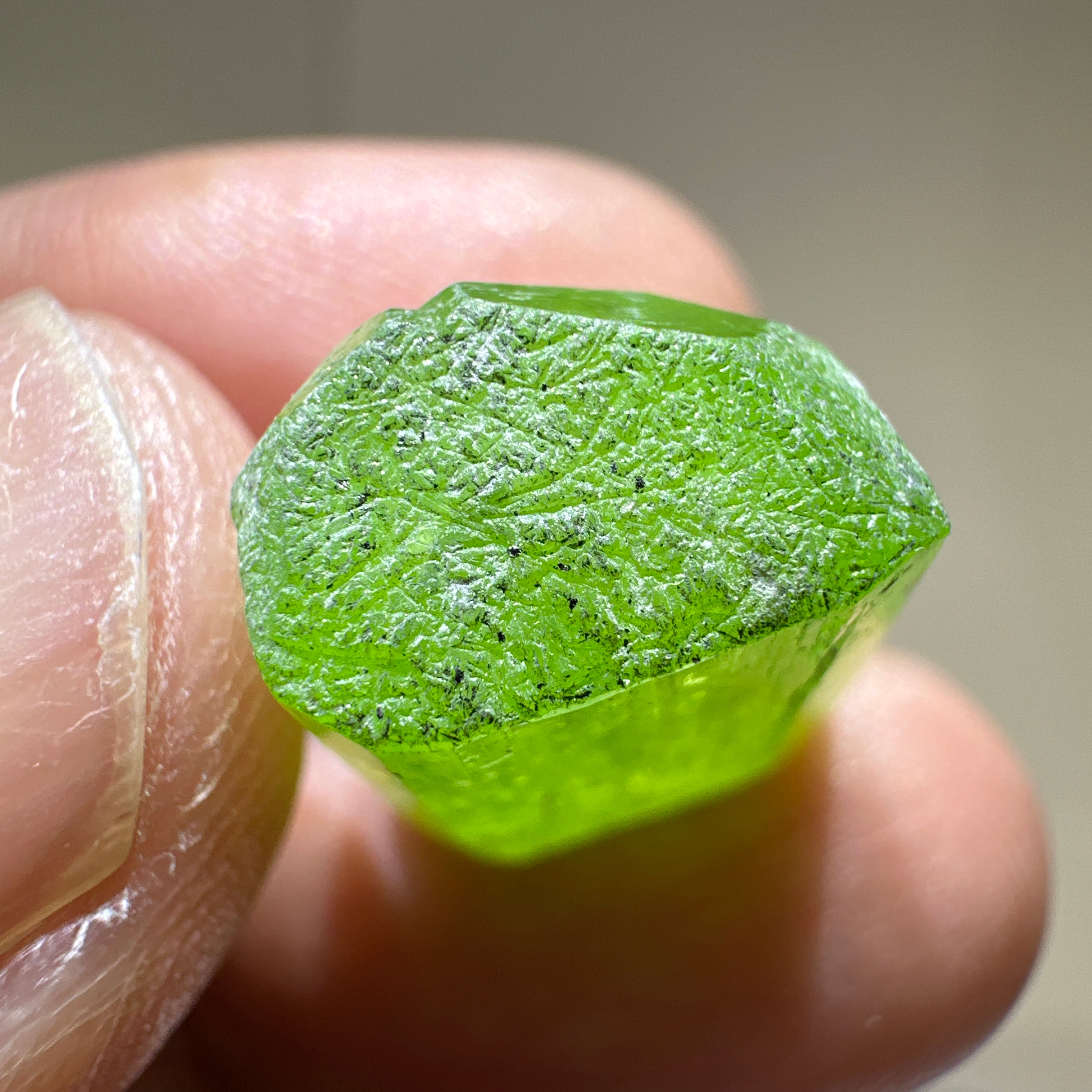 Tremolite Crystal, 3.90gm, Merelani, Tanzania