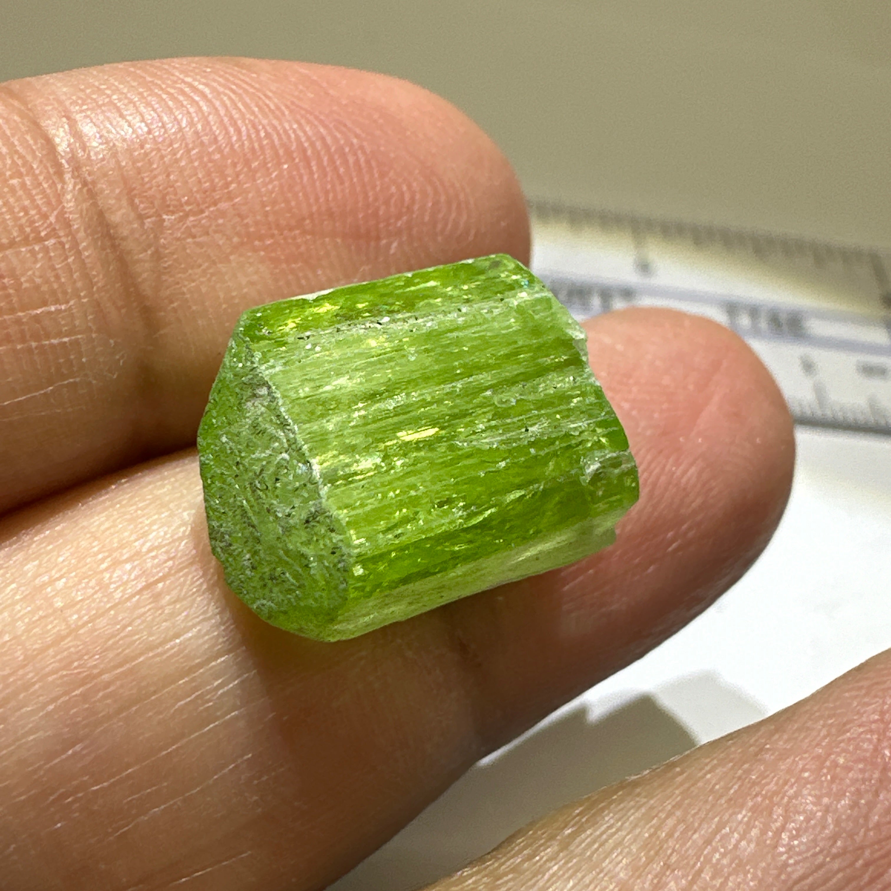 Tremolite Crystal, 3.90gm, Merelani, Tanzania