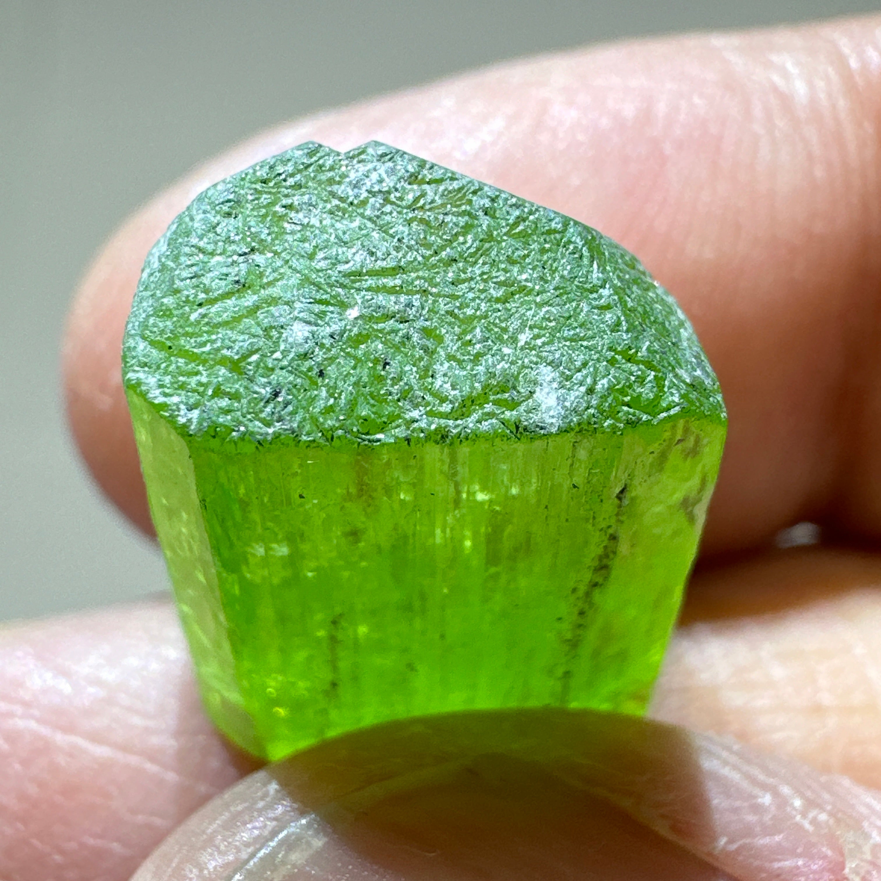 Tremolite Crystal, 3.90gm, Merelani, Tanzania