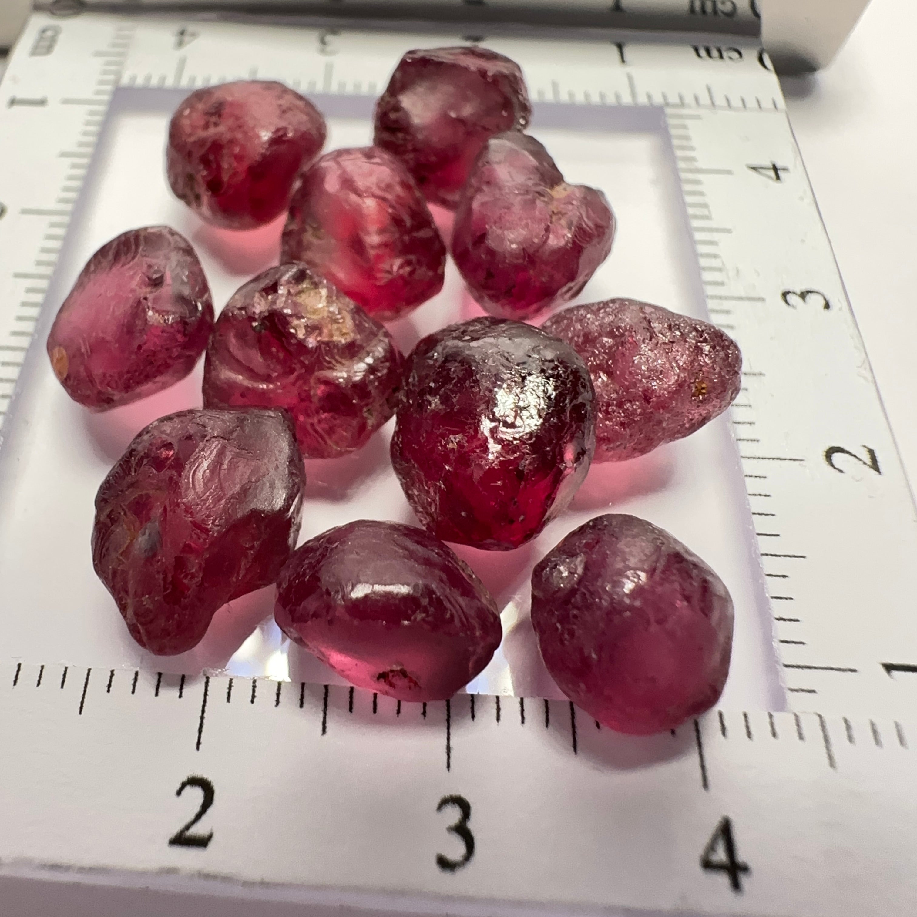 Wholesale lot - Rhodolite Garnet Colour Shifting Lot, 50.13ct / 10.02gm, Umba, Tanzania, Untreated Untreated, 11 pcs, 4.55ct av. Si clarity, US$10 per gm