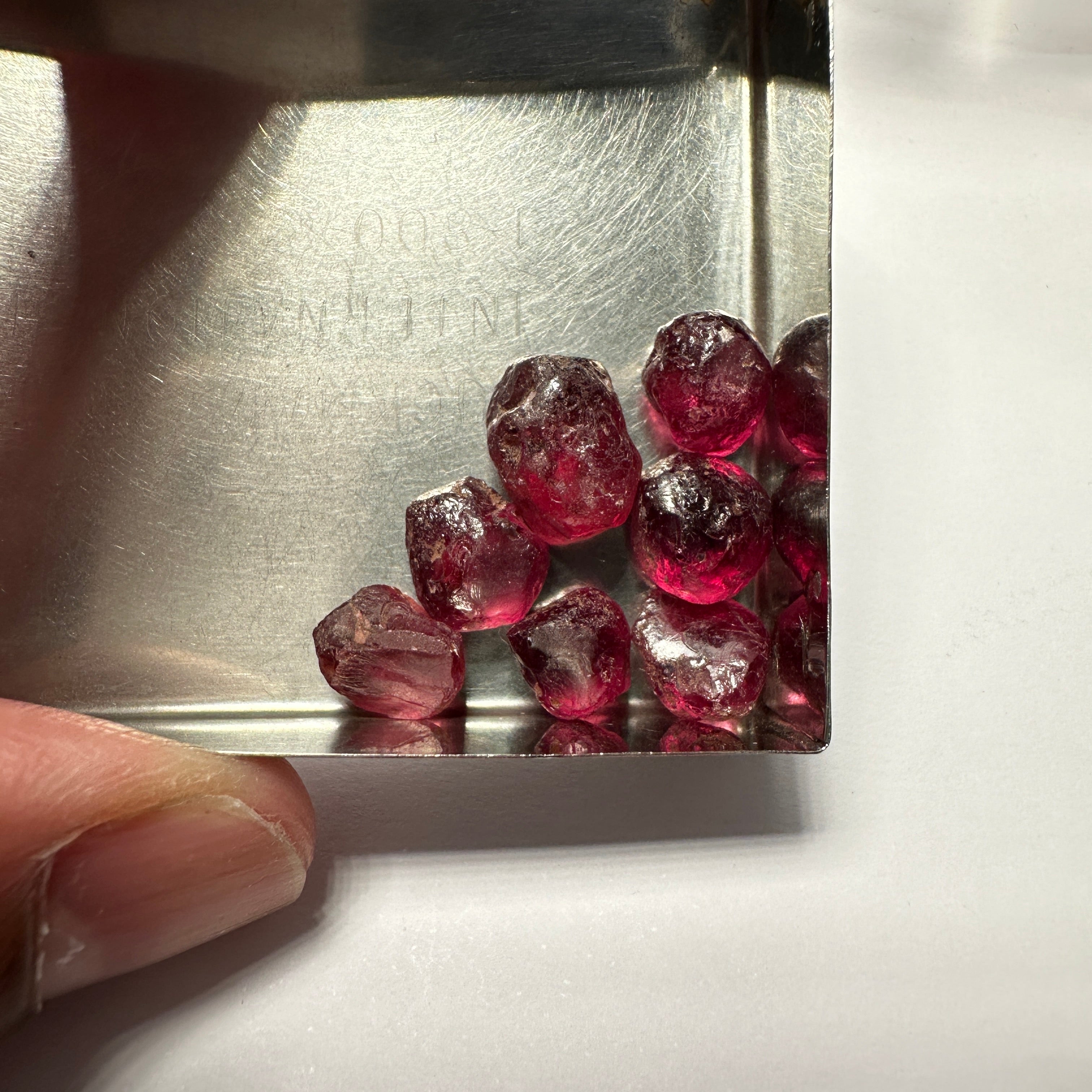 Wholesale lot - Rhodolite Garnet Colour Shifting Lot, 36.36ct / 7.27gm, Umba, Tanzania, Untreated Untreated, 7 pcs, 5.19ct av. Si clarity, US$10 per gm