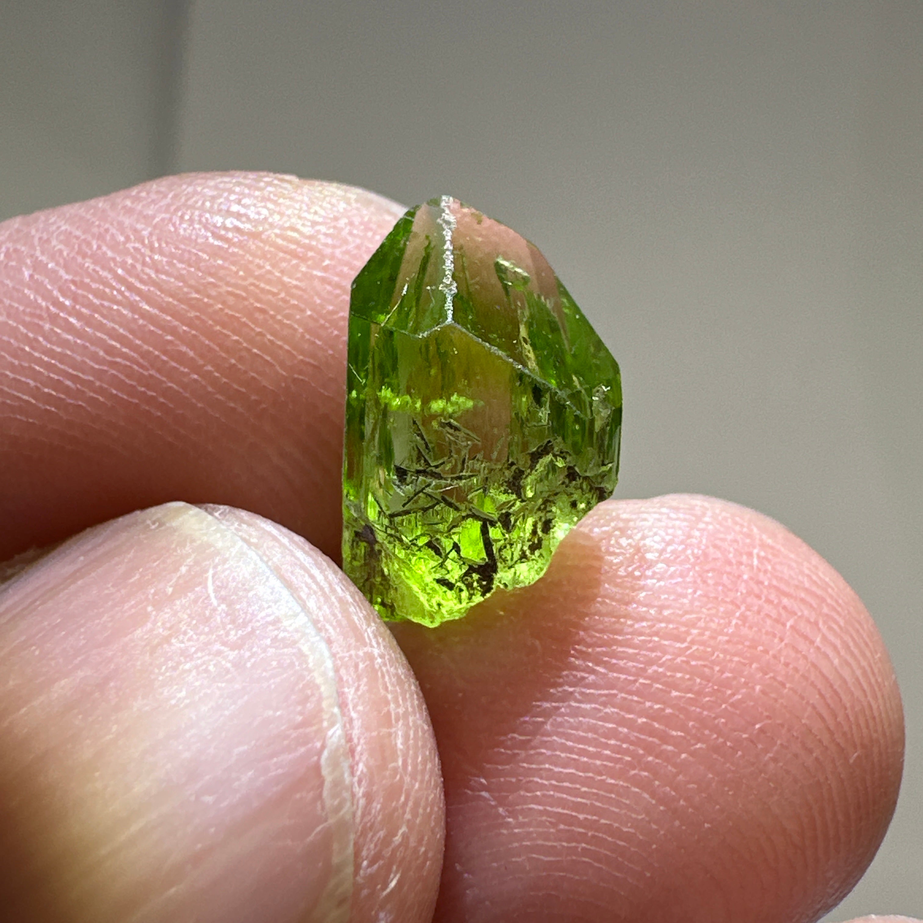 Tremolite Crystal, 0.60gm, Merelani, Tanzania