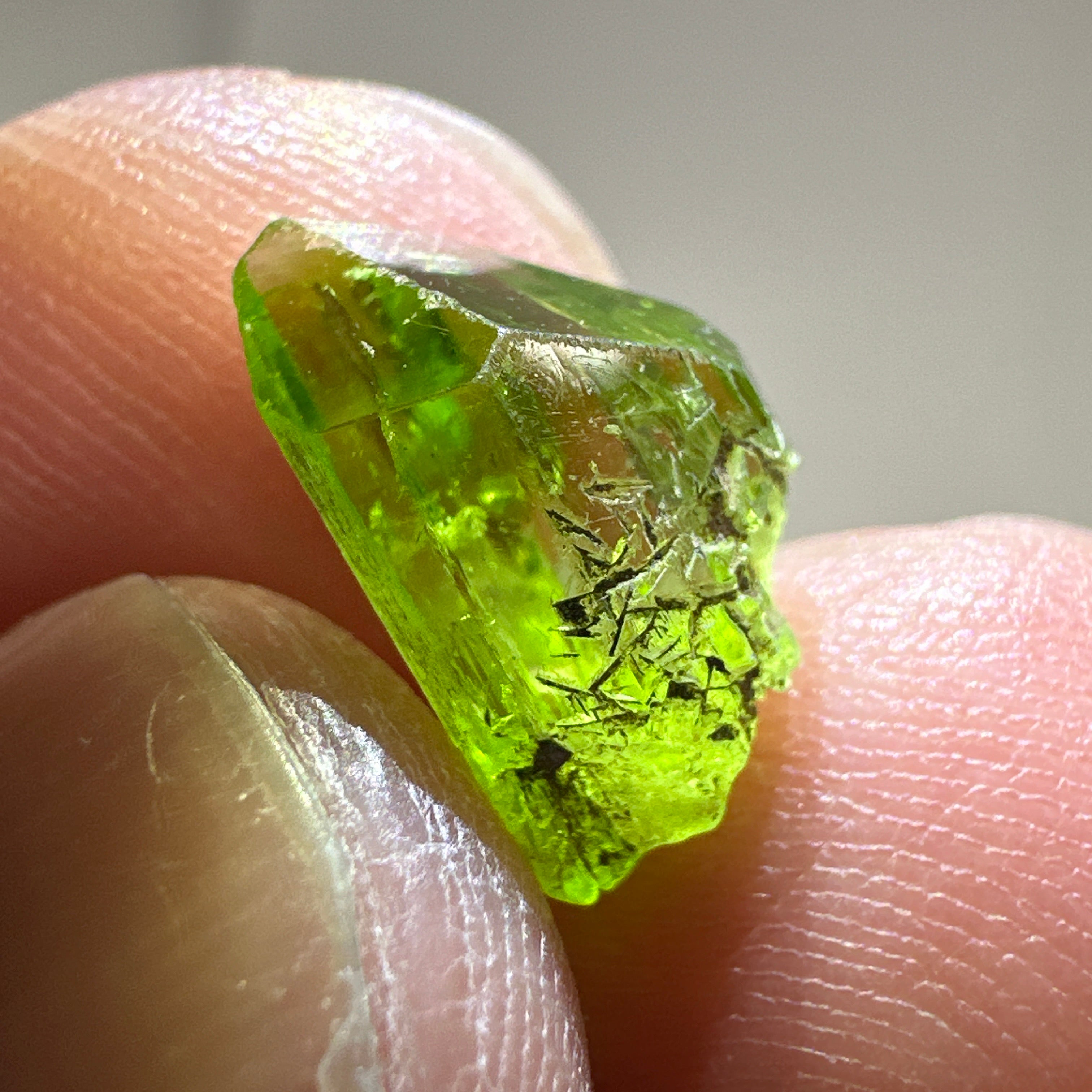 Tremolite Crystal, 0.60gm, Merelani, Tanzania