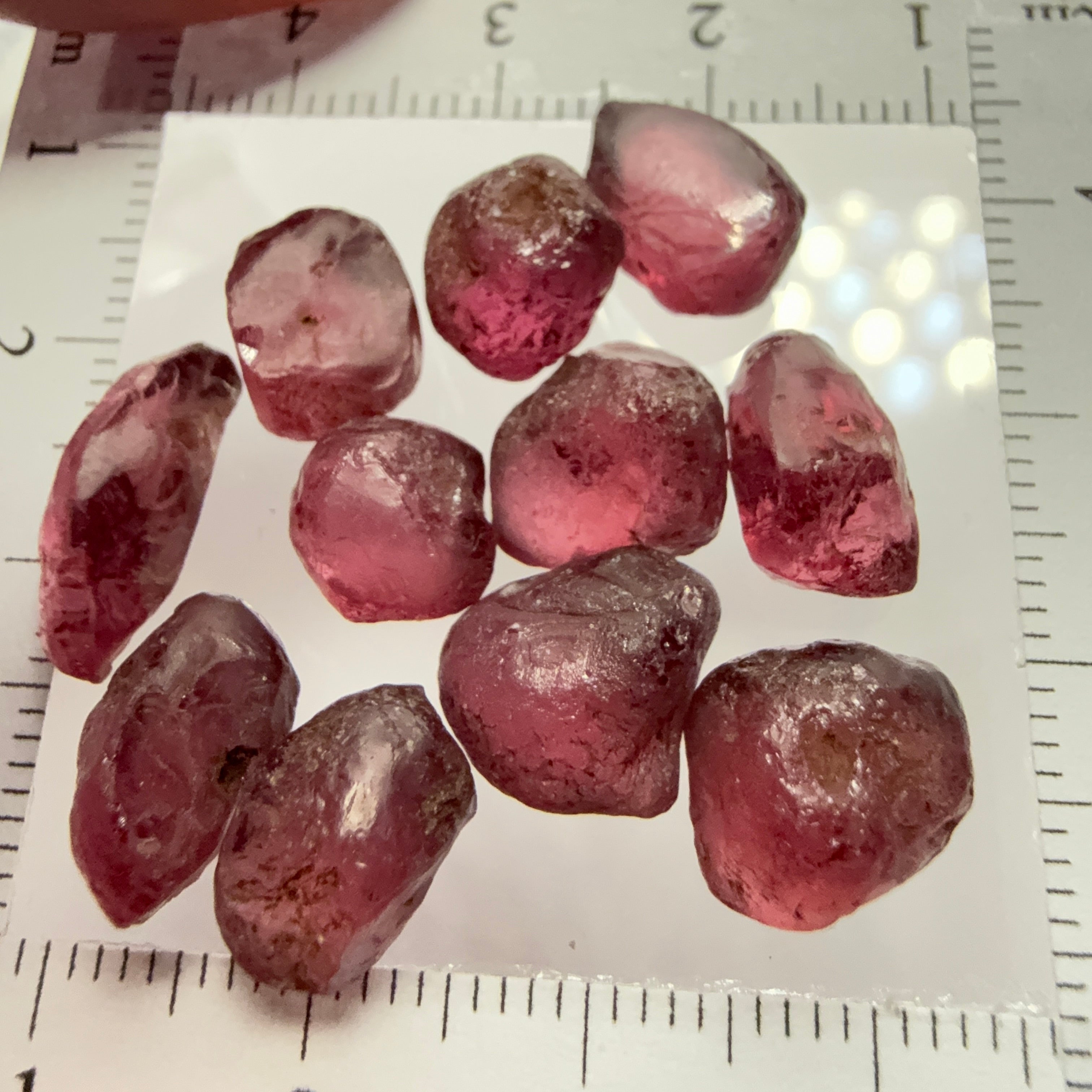 Wholesale lot - Rhodolite Garnet Colour Shifting Lot, 51.04ct / 10.20gm, Umba, Tanzania, Untreated Untreated, 11 pcs, 4.64ct av. VS-VVS clarity, US$25 per gm