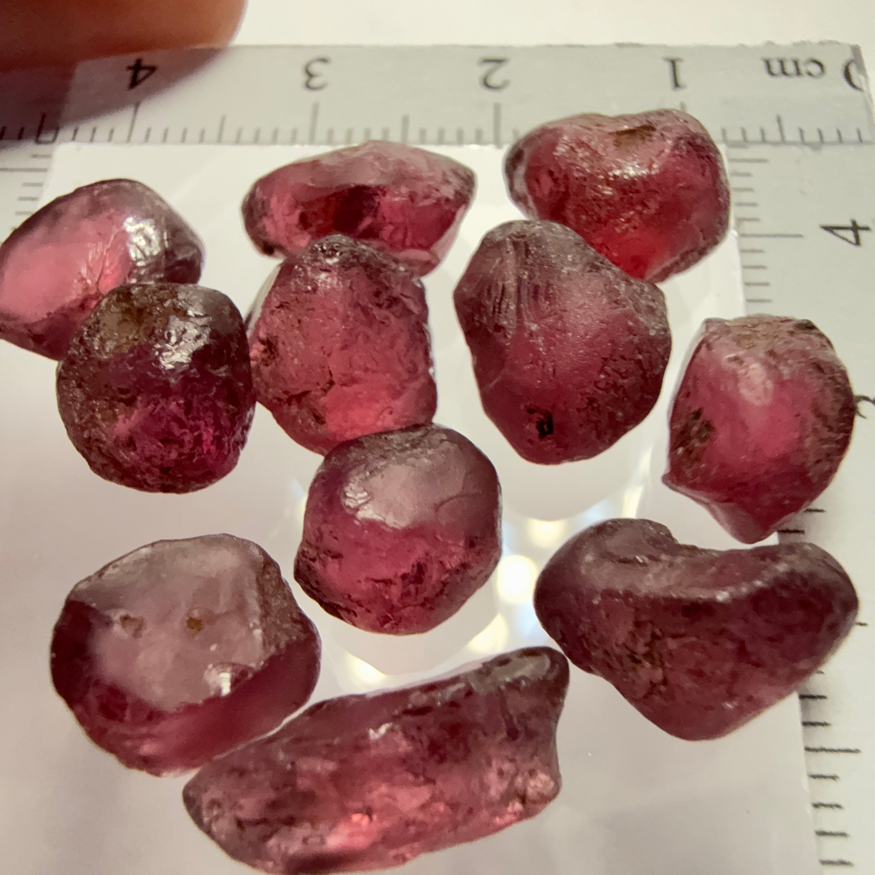 Wholesale lot - Rhodolite Garnet Colour Shifting Lot, 51.04ct / 10.20gm, Umba, Tanzania, Untreated Untreated, 11 pcs, 4.64ct av. VS-VVS clarity, US$25 per gm