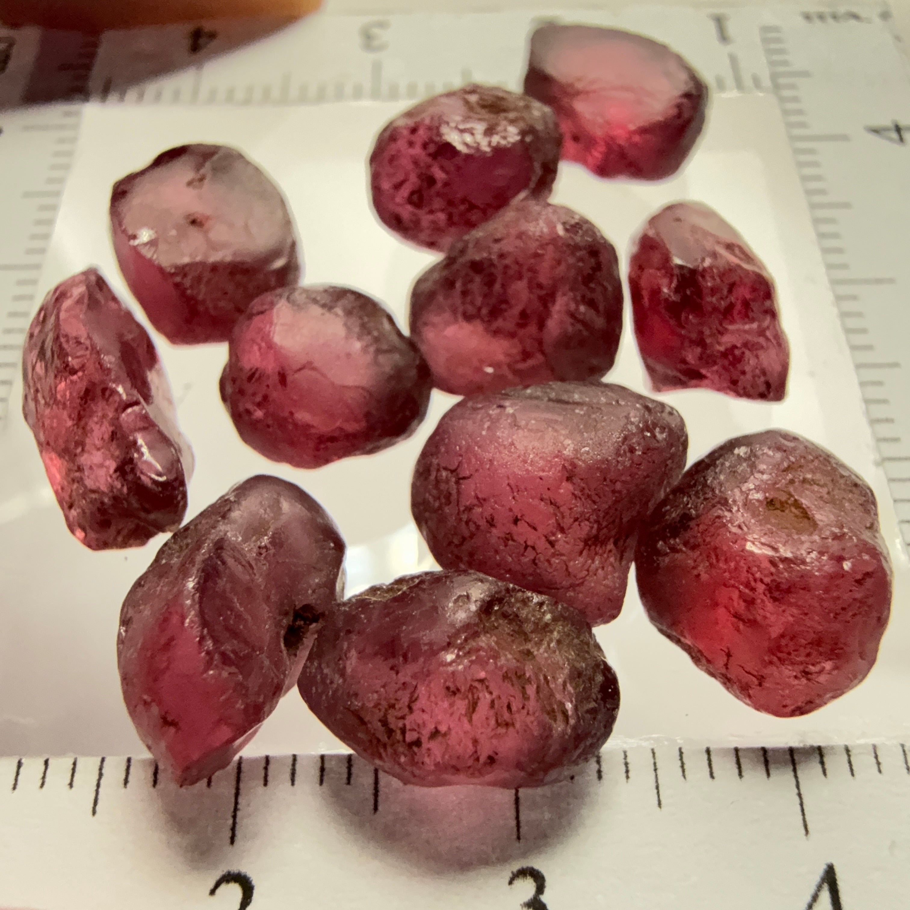 Wholesale lot - Rhodolite Garnet Colour Shifting Lot, 51.04ct / 10.20gm, Umba, Tanzania, Untreated Untreated, 11 pcs, 4.64ct av. VS-VVS clarity, US$25 per gm