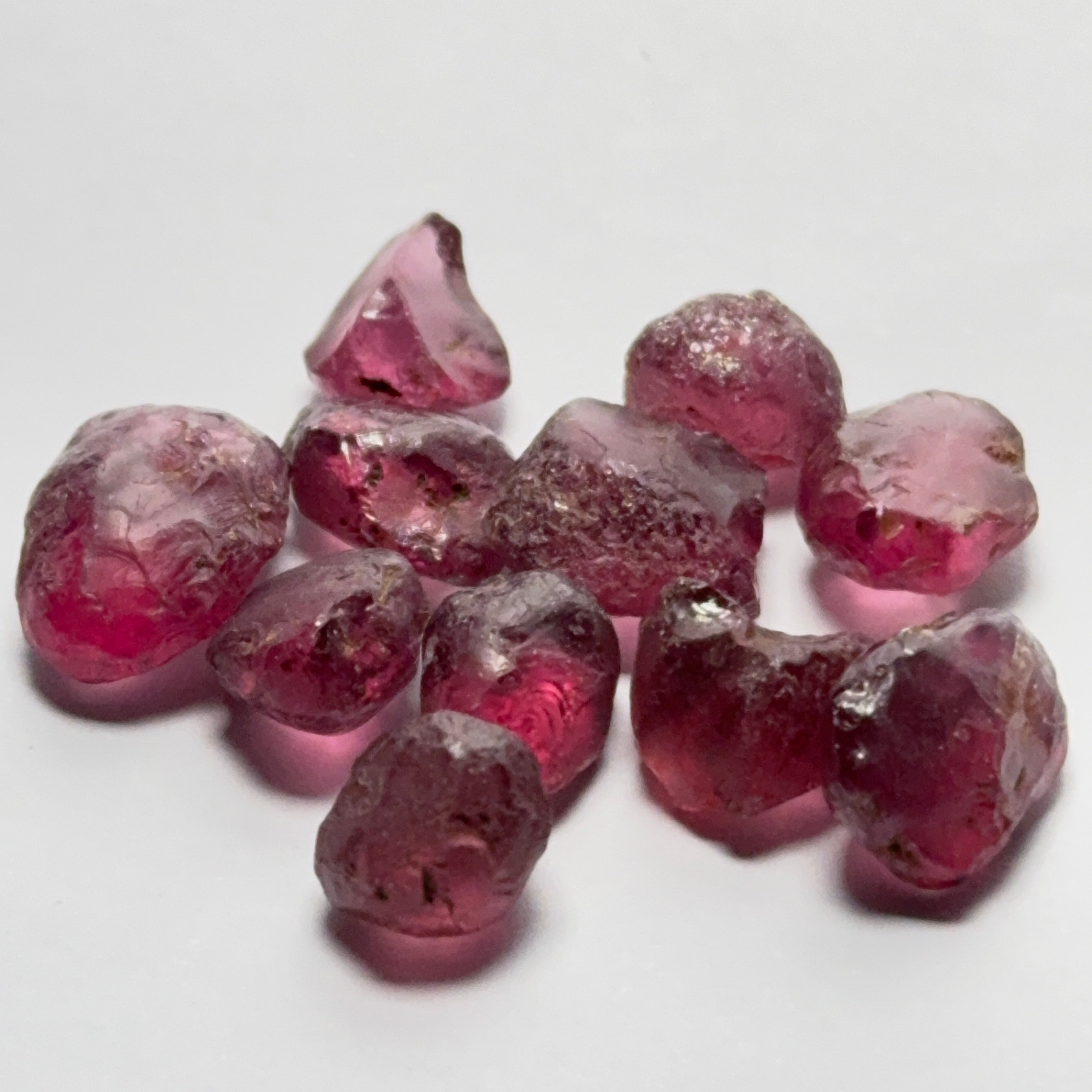 Wholesale lot - Rhodolite Garnet Colour Shifting Lot, 45.99ct / 9.19gm, Umba, Tanzania, Untreated Untreated, 11 pcs, 4.18ct av. Si clarity, US$10 per gm