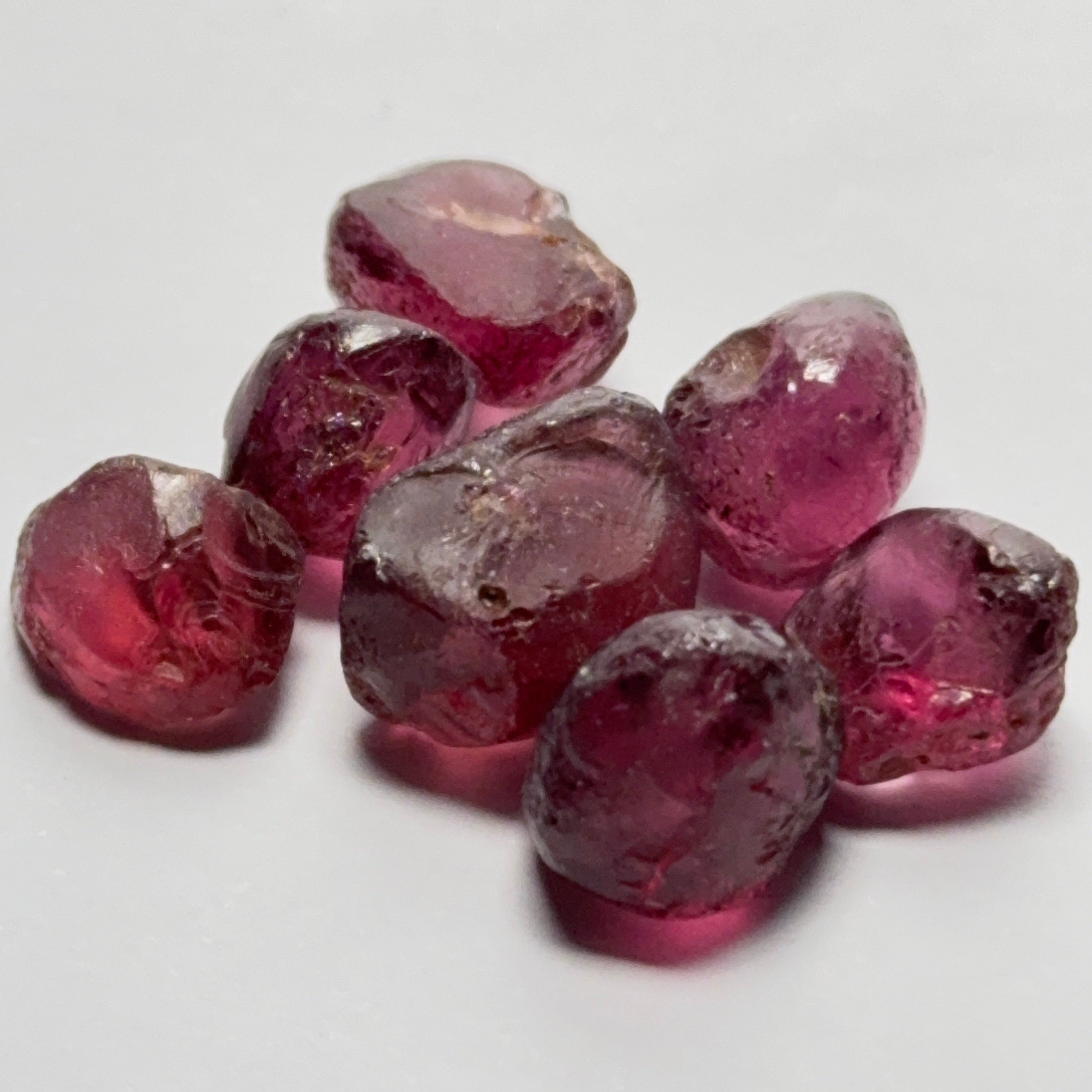 Wholesale lot - Rhodolite Garnet Colour Shifting Lot, 36.36ct / 7.27gm, Umba, Tanzania, Untreated Untreated, 7 pcs, 5.19ct av. Si clarity, US$10 per gm