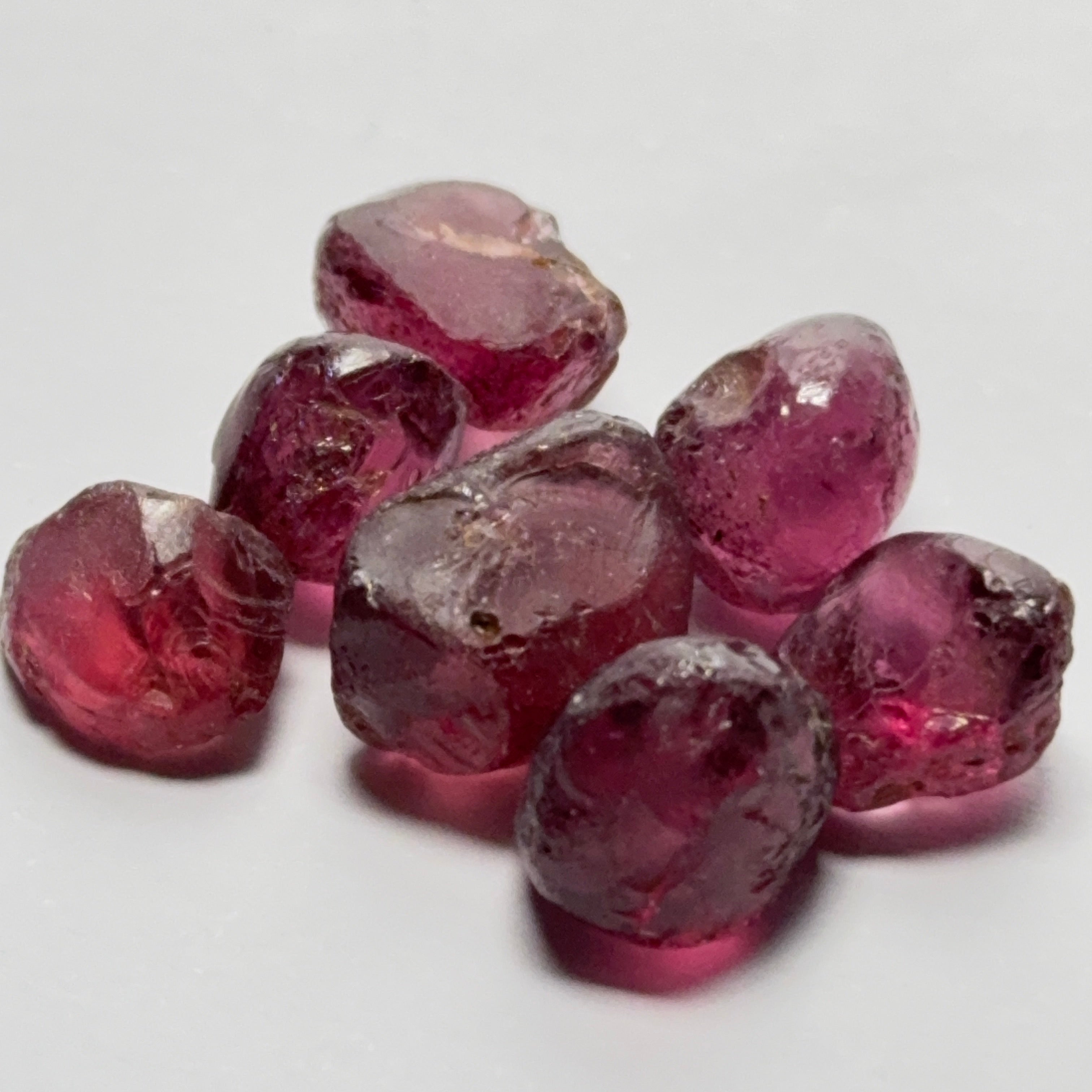 Wholesale lot - Rhodolite Garnet Colour Shifting Lot, 36.36ct / 7.27gm, Umba, Tanzania, Untreated Untreated, 7 pcs, 5.19ct av. Si clarity, US$10 per gm