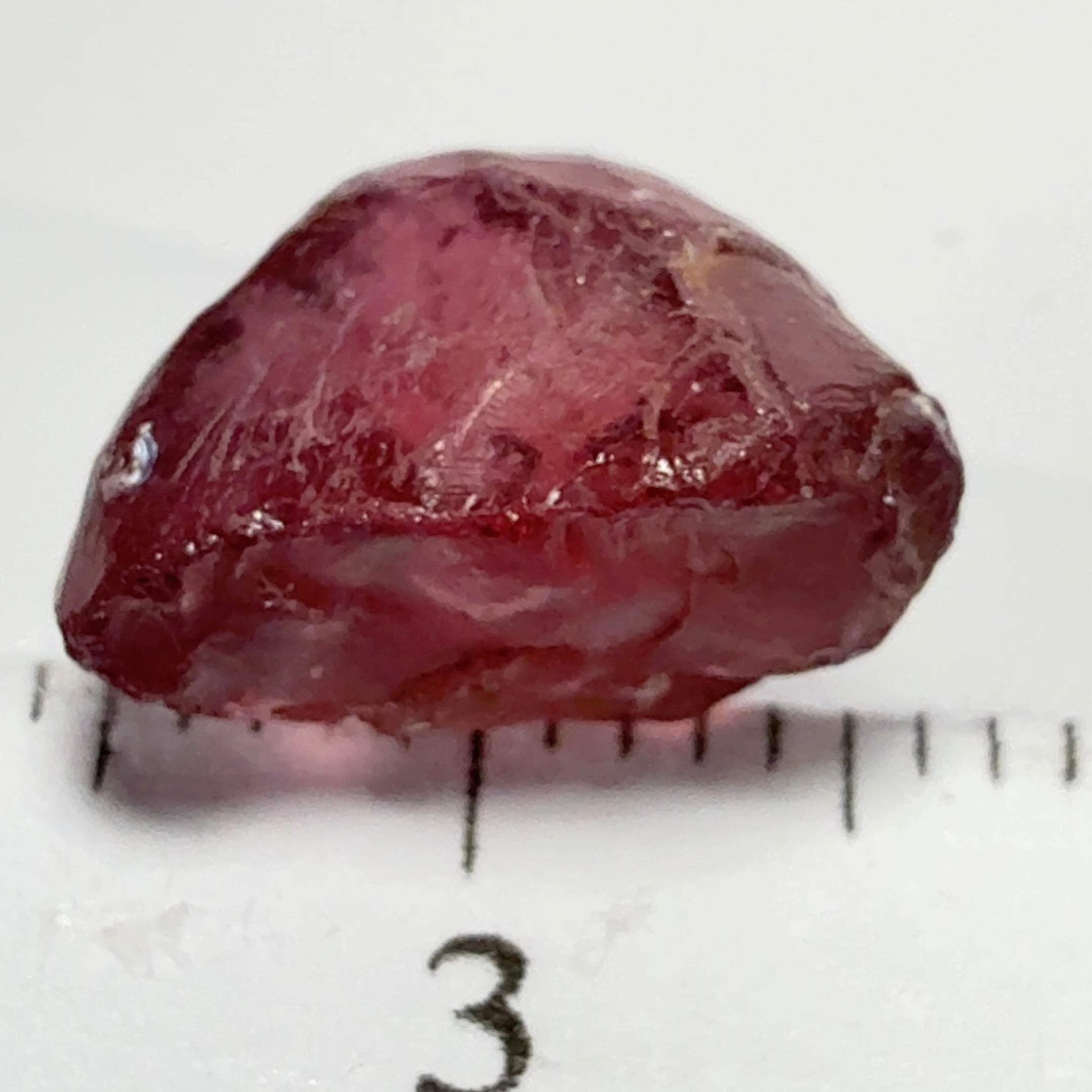 Rhodolite Garnet Colour Shifting, 5.05ct, Umba, Tanzania, Untreated Untreated. VVS