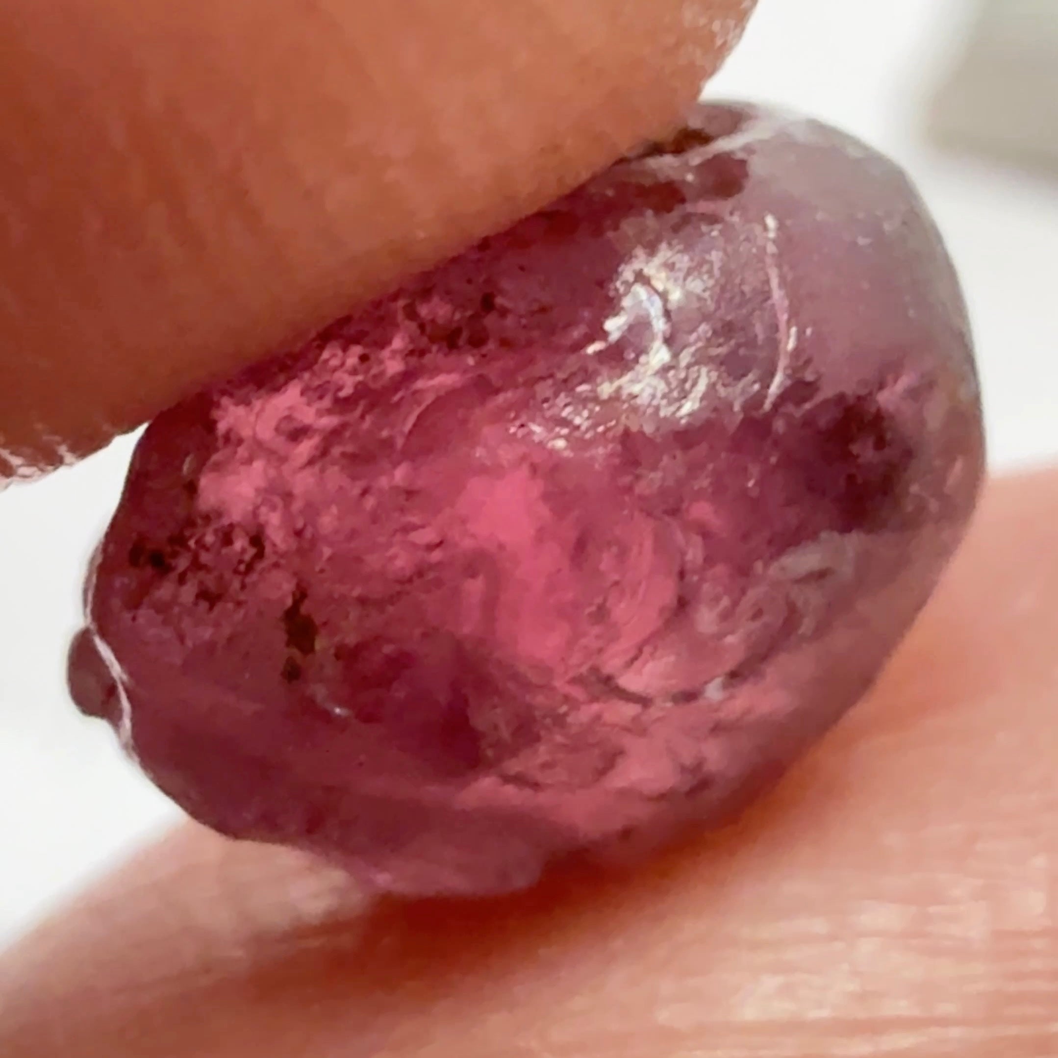 Rhodolite Garnet Colour Shifting, 5.93ct, Umba, Tanzania, Untreated Untreated. VVS