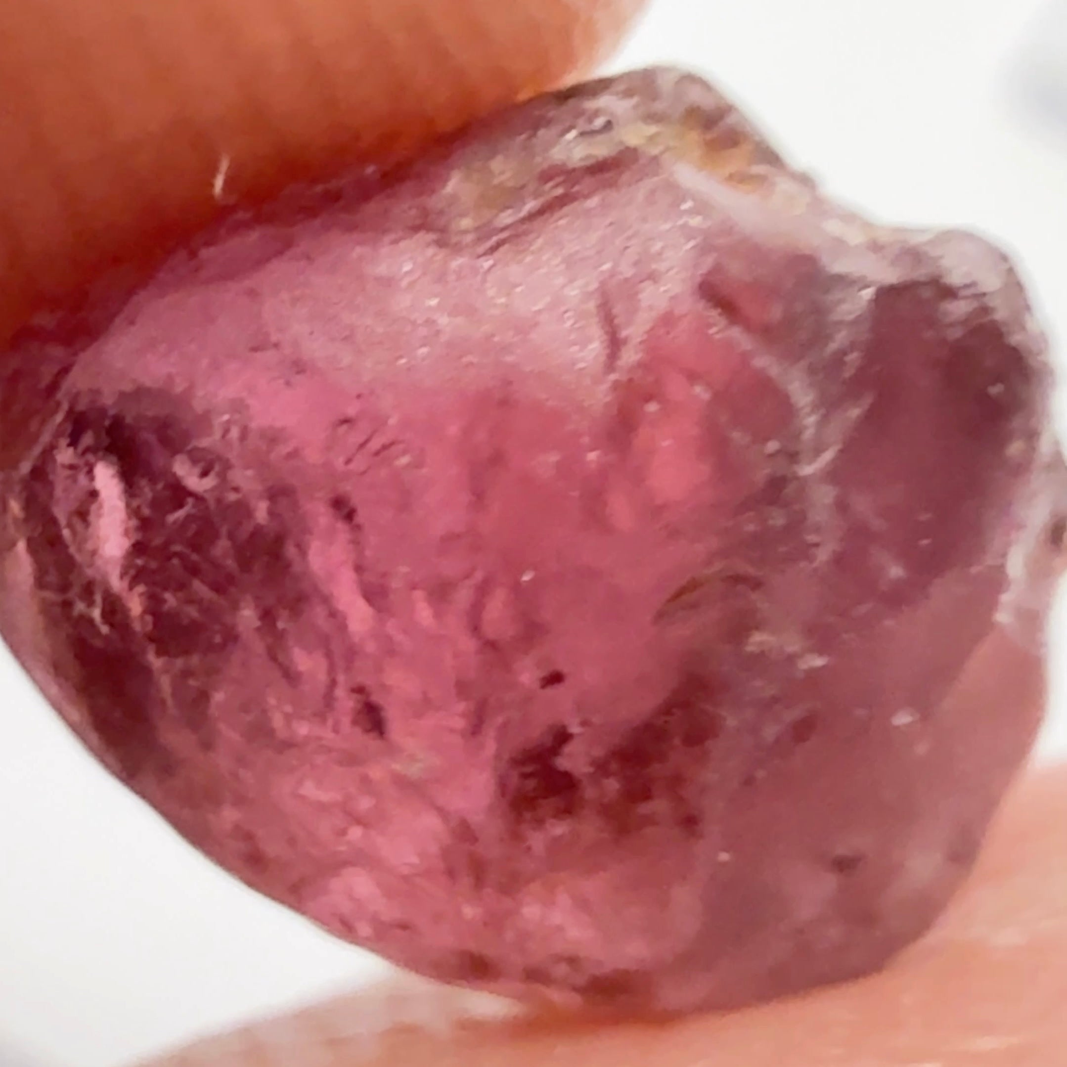 Rhodolite Garnet Colour Shifting, 5.93ct, Umba, Tanzania, Untreated Untreated. VVS