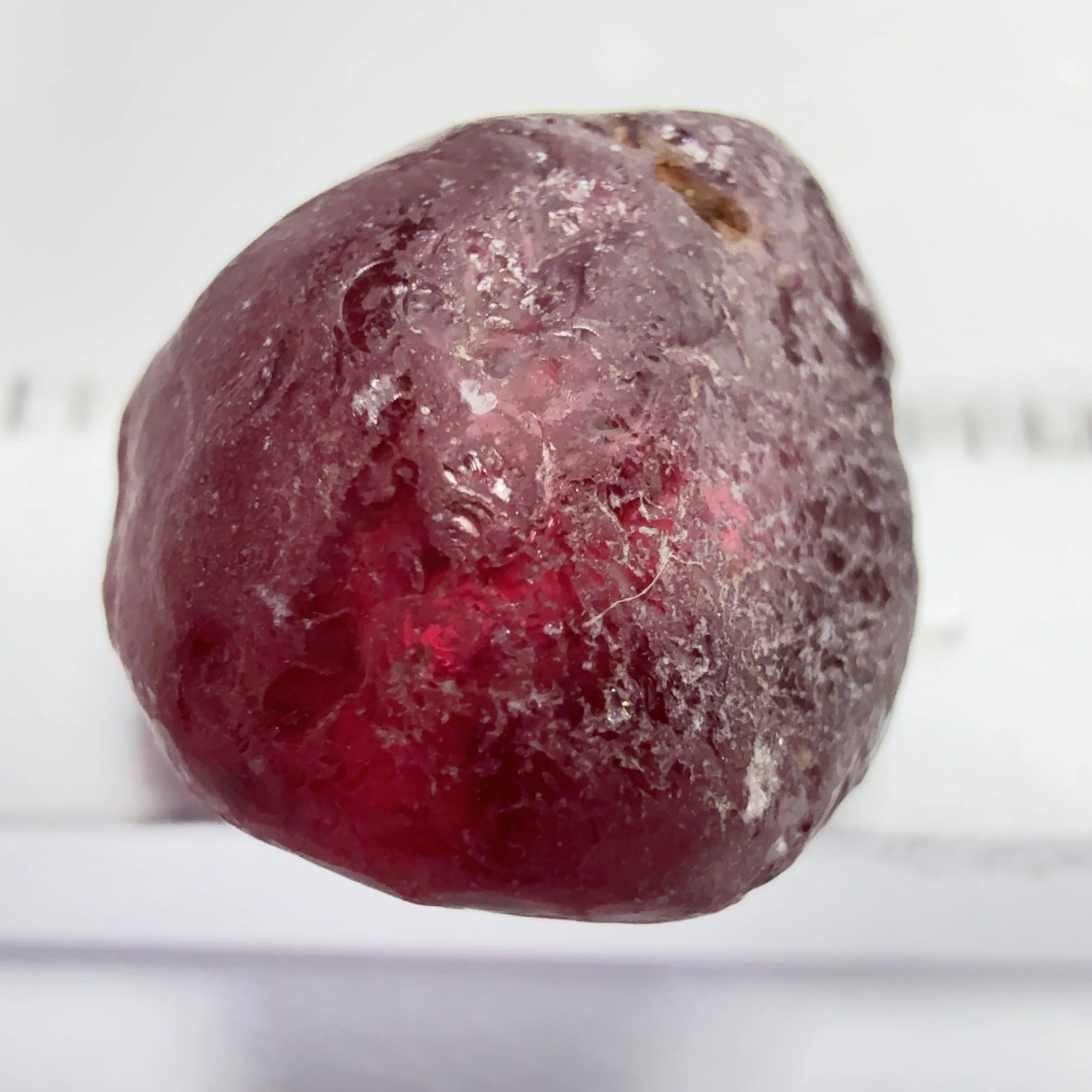 Rhodolite Garnet Colour Shifting, 6.96ct, Umba, Tanzania, Untreated Untreated. VVS