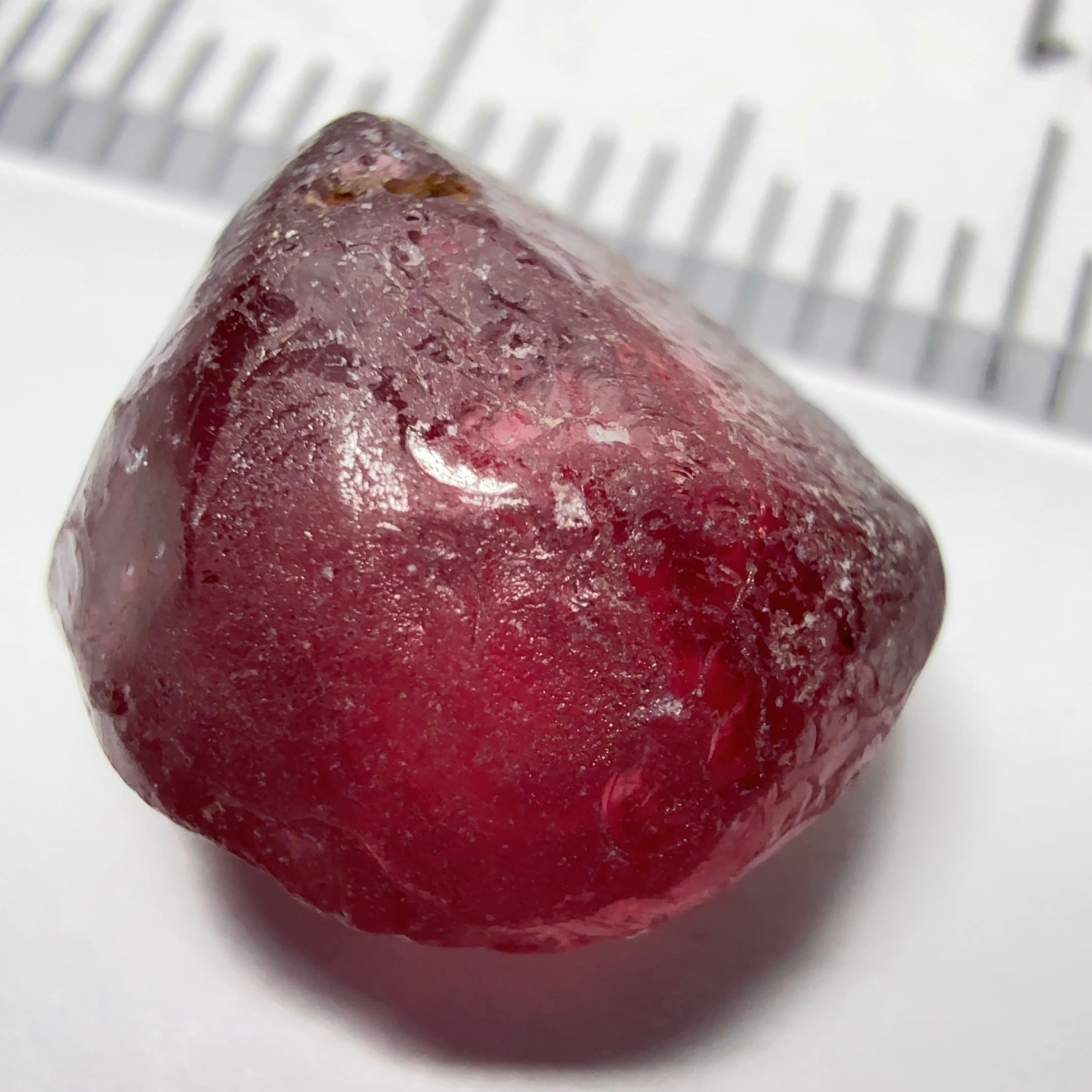 Rhodolite Garnet Colour Shifting, 6.96ct, Umba, Tanzania, Untreated Untreated. VVS