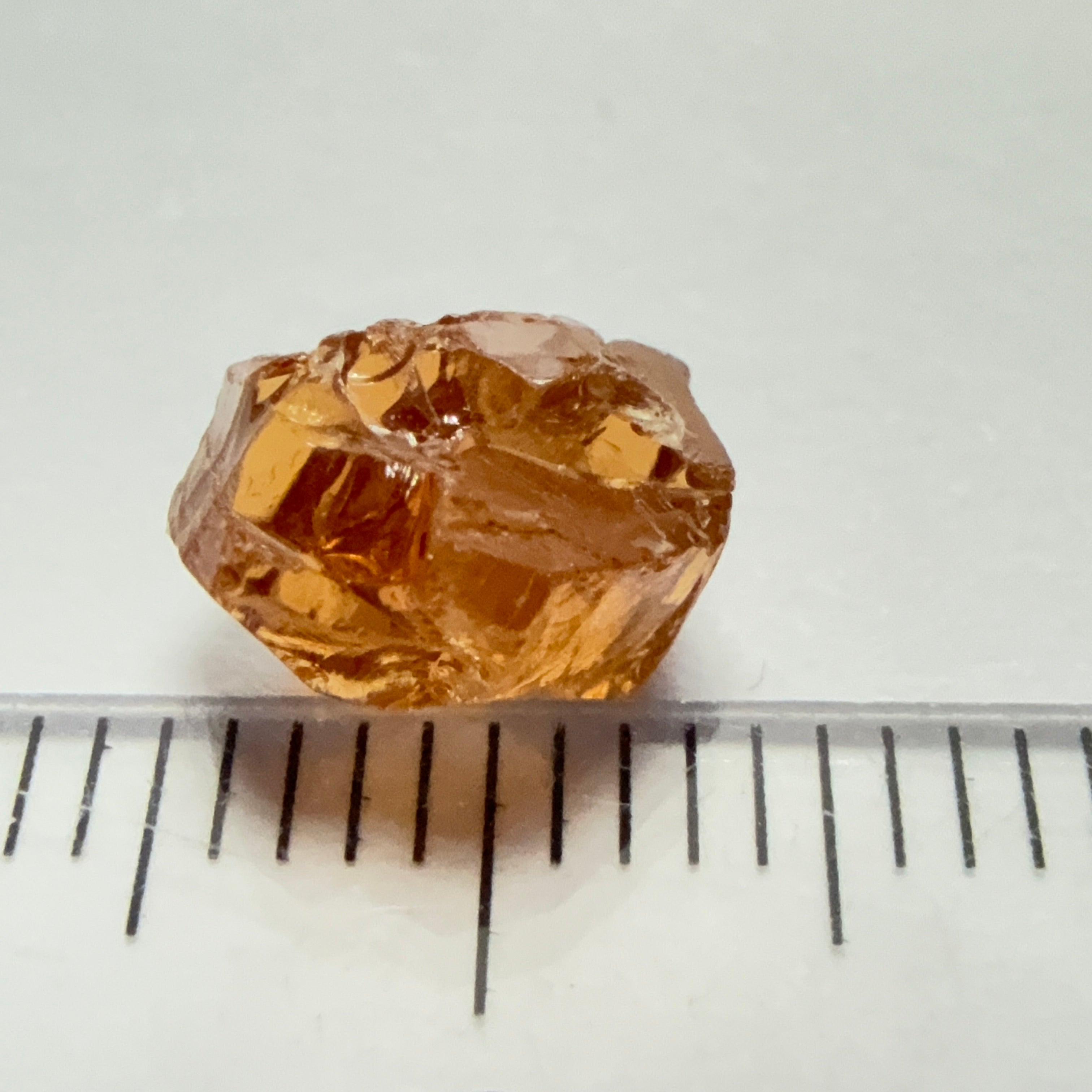 Malaya Garnet, 3.24ct, Tanzania, Untreated Unheated, veil and white spots so si