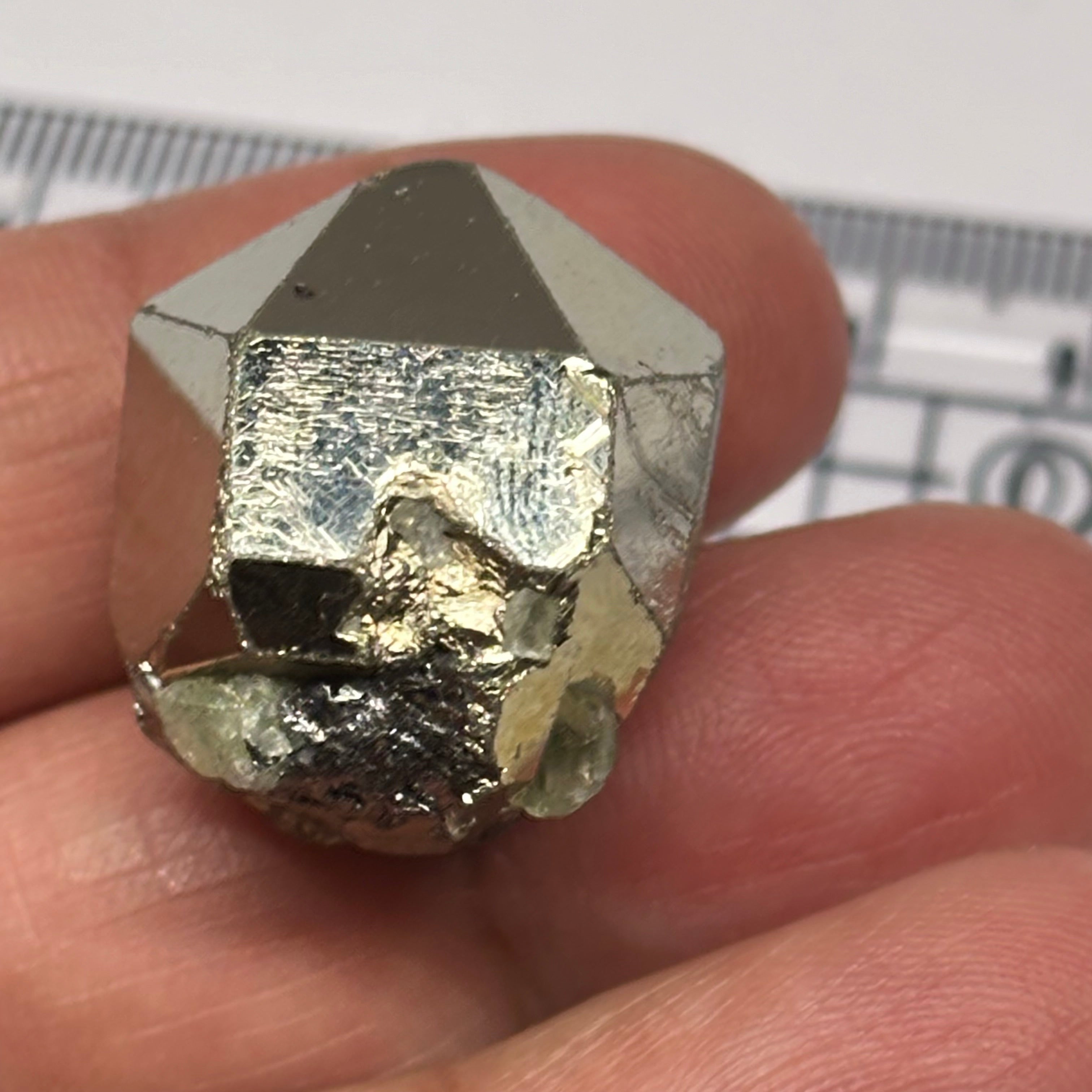 Pyrite, 26.00gm, Merelani, Tanzania, Untreated Unheated, same mines as Tanzanite, natural mirror crystal faces