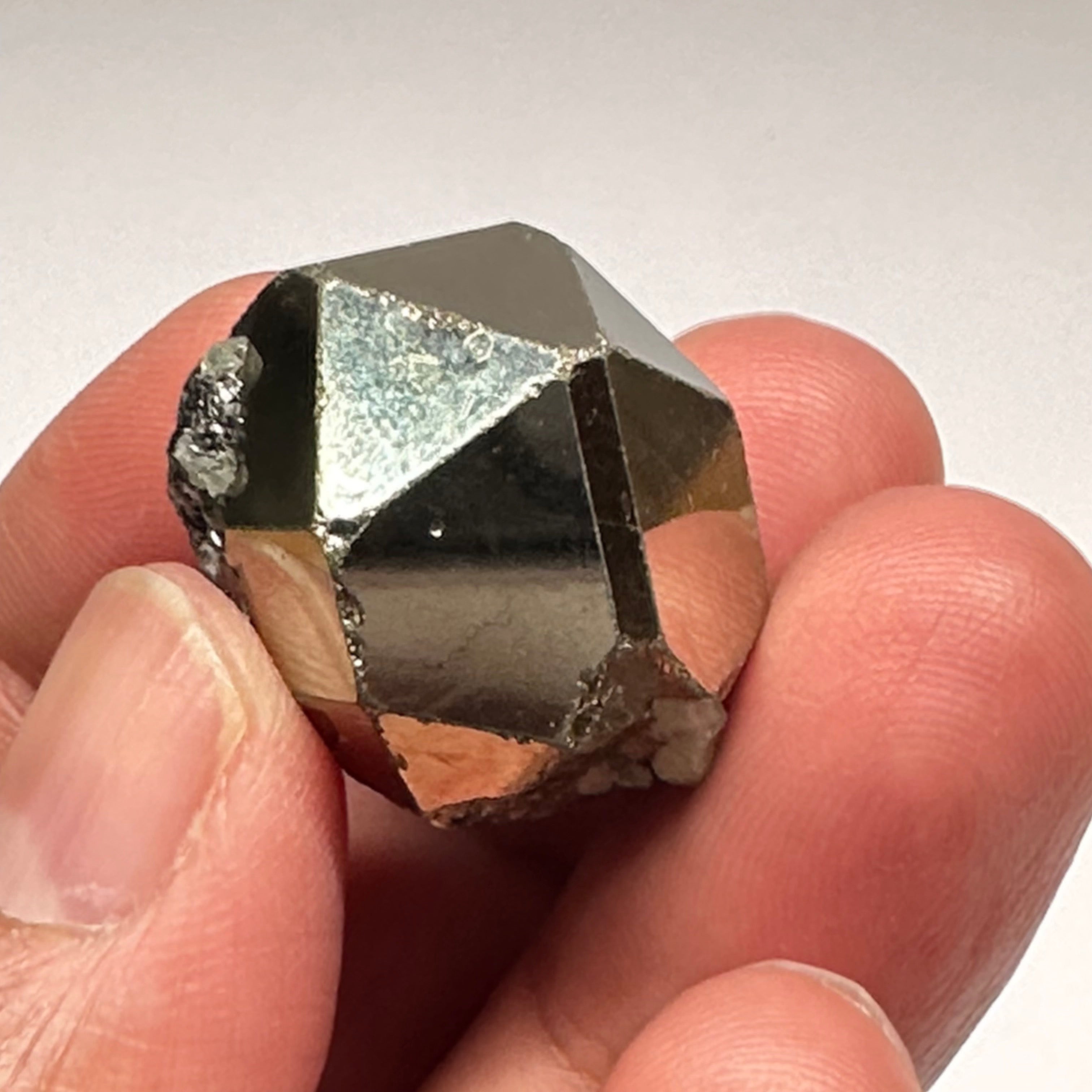 Pyrite, 26.00gm, Merelani, Tanzania, Untreated Unheated, same mines as Tanzanite, natural mirror crystal faces