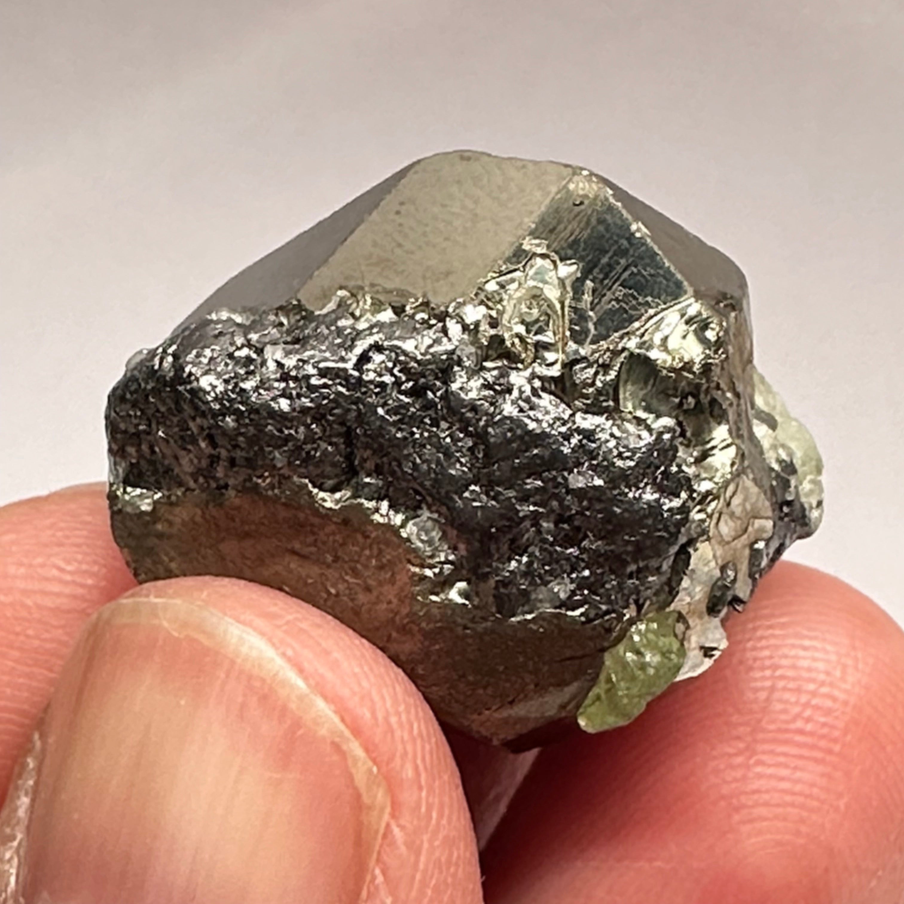 Pyrite, 26.00gm, Merelani, Tanzania, Untreated Unheated, same mines as Tanzanite, natural mirror crystal faces