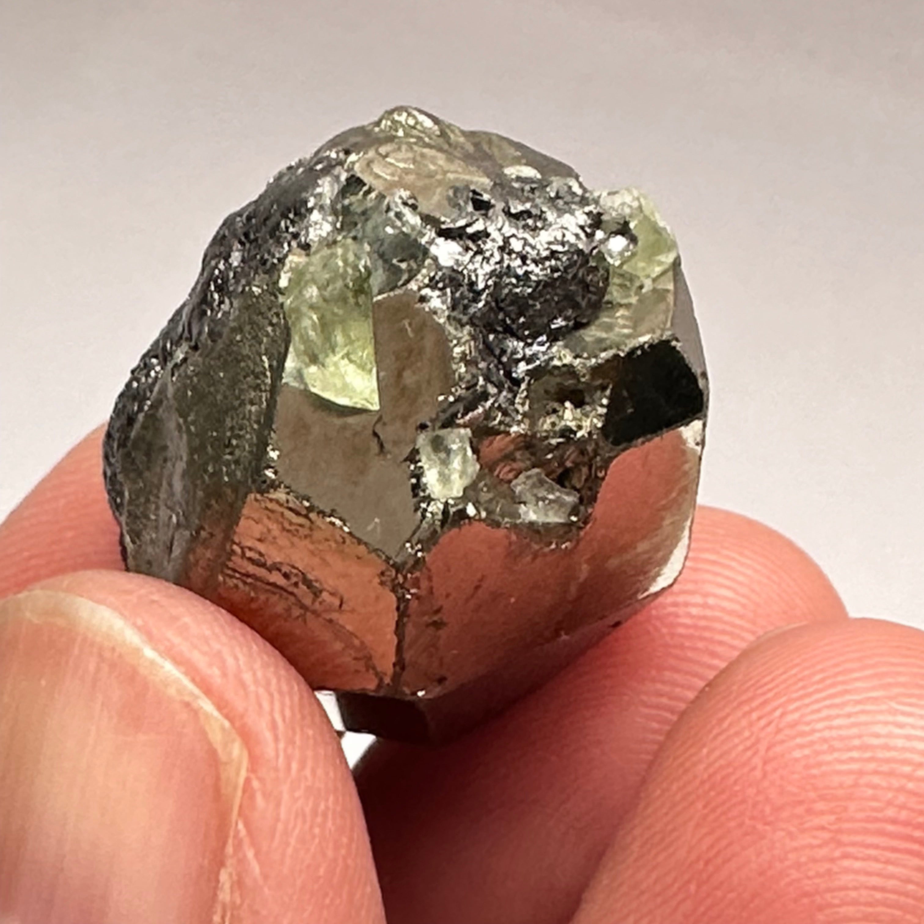 Pyrite, 26.00gm, Merelani, Tanzania, Untreated Unheated, same mines as Tanzanite, natural mirror crystal faces