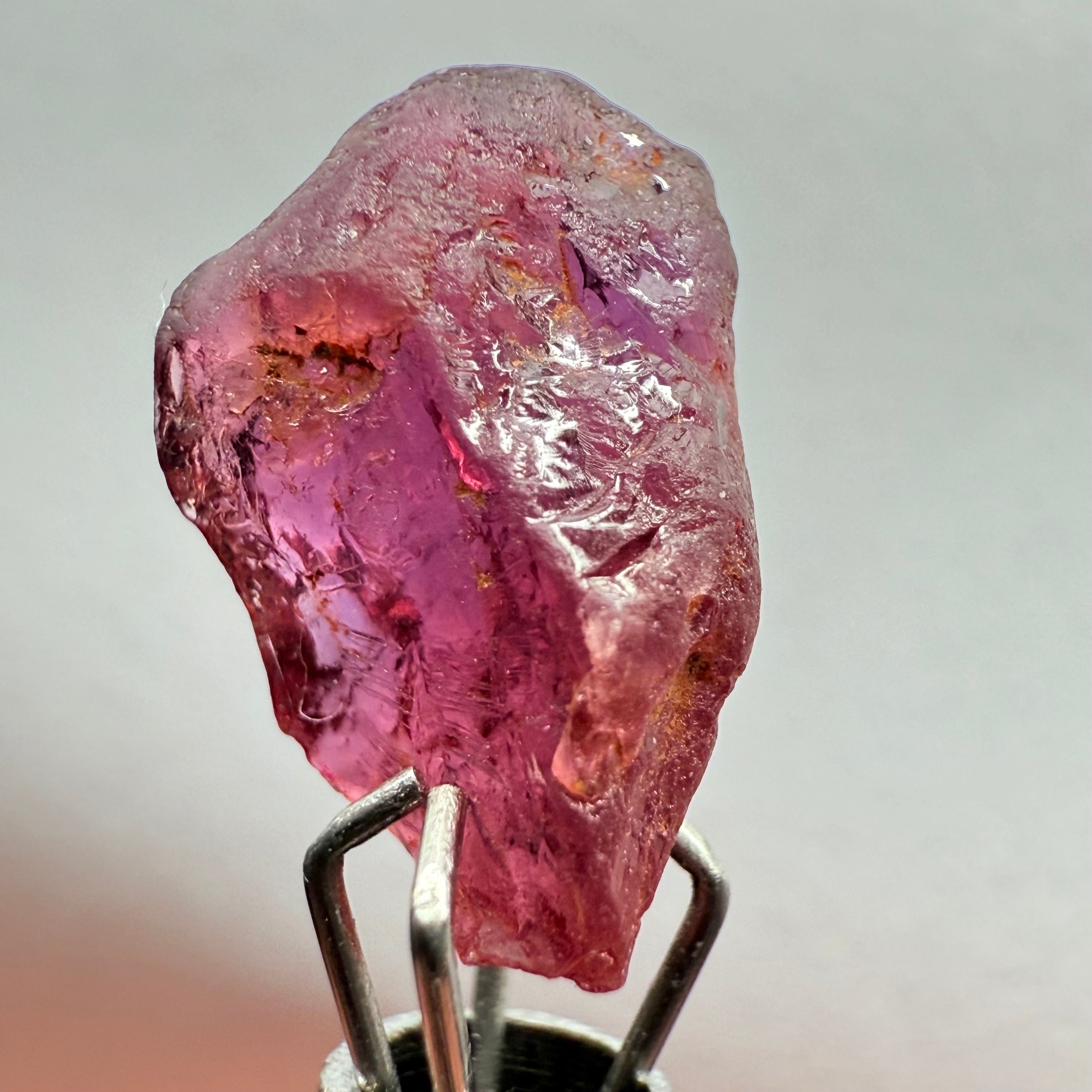 Winza Sapphire, 3.07ct, Winza, Tanzania, Untreated Unheated, Flat shape, these are the mms: 11.6 x 7.7 x 4.3mm but VVS