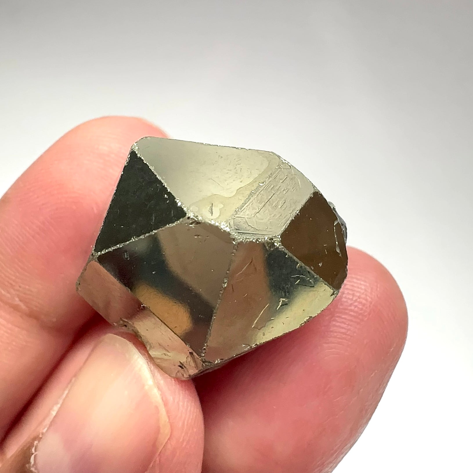 Pyrite, 26.00gm, Merelani, Tanzania, Untreated Unheated, same mines as Tanzanite, natural mirror crystal faces