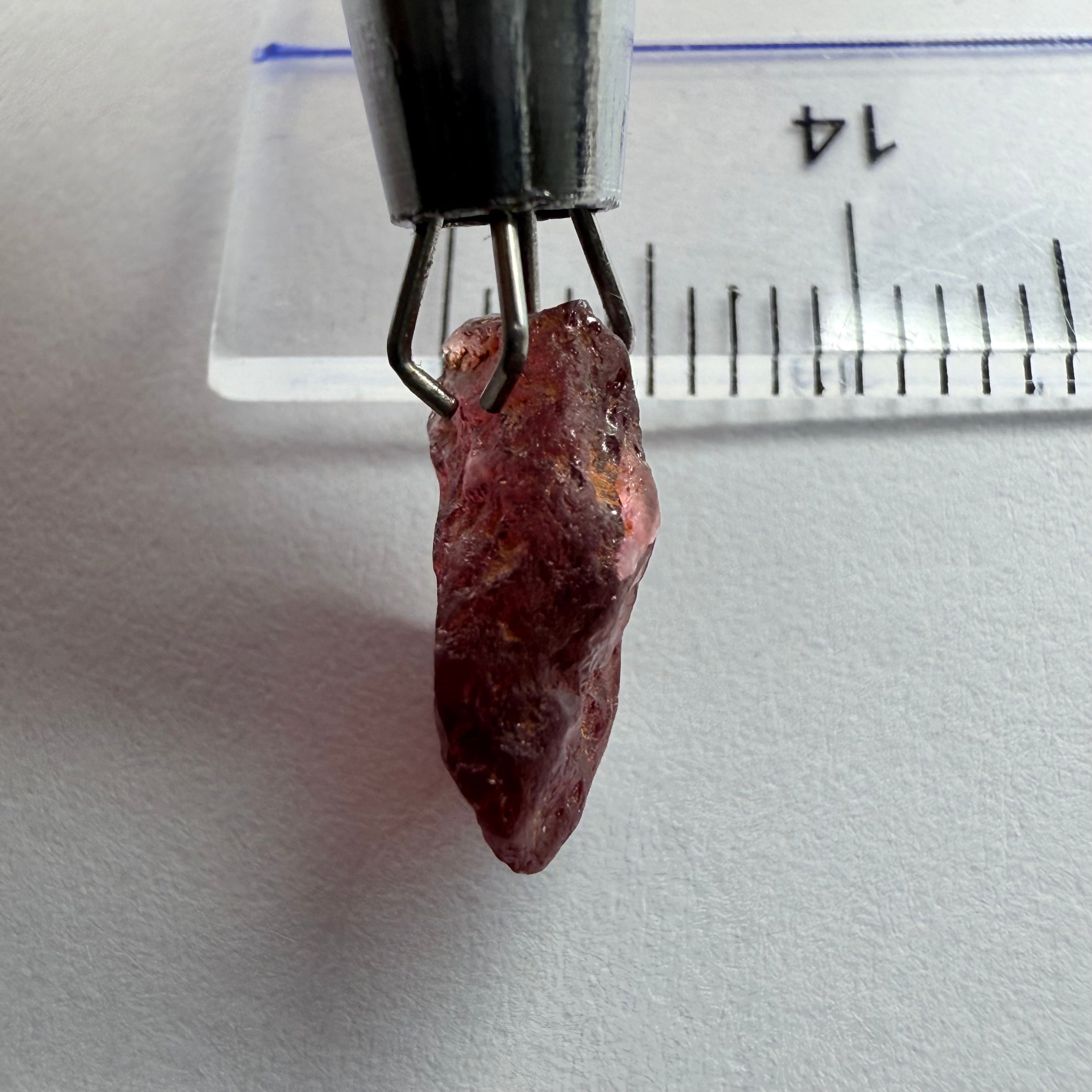 Winza Sapphire, 3.07ct, Winza, Tanzania, Untreated Unheated, Flat shape, these are the mms: 11.6 x 7.7 x 4.3mm but VVS