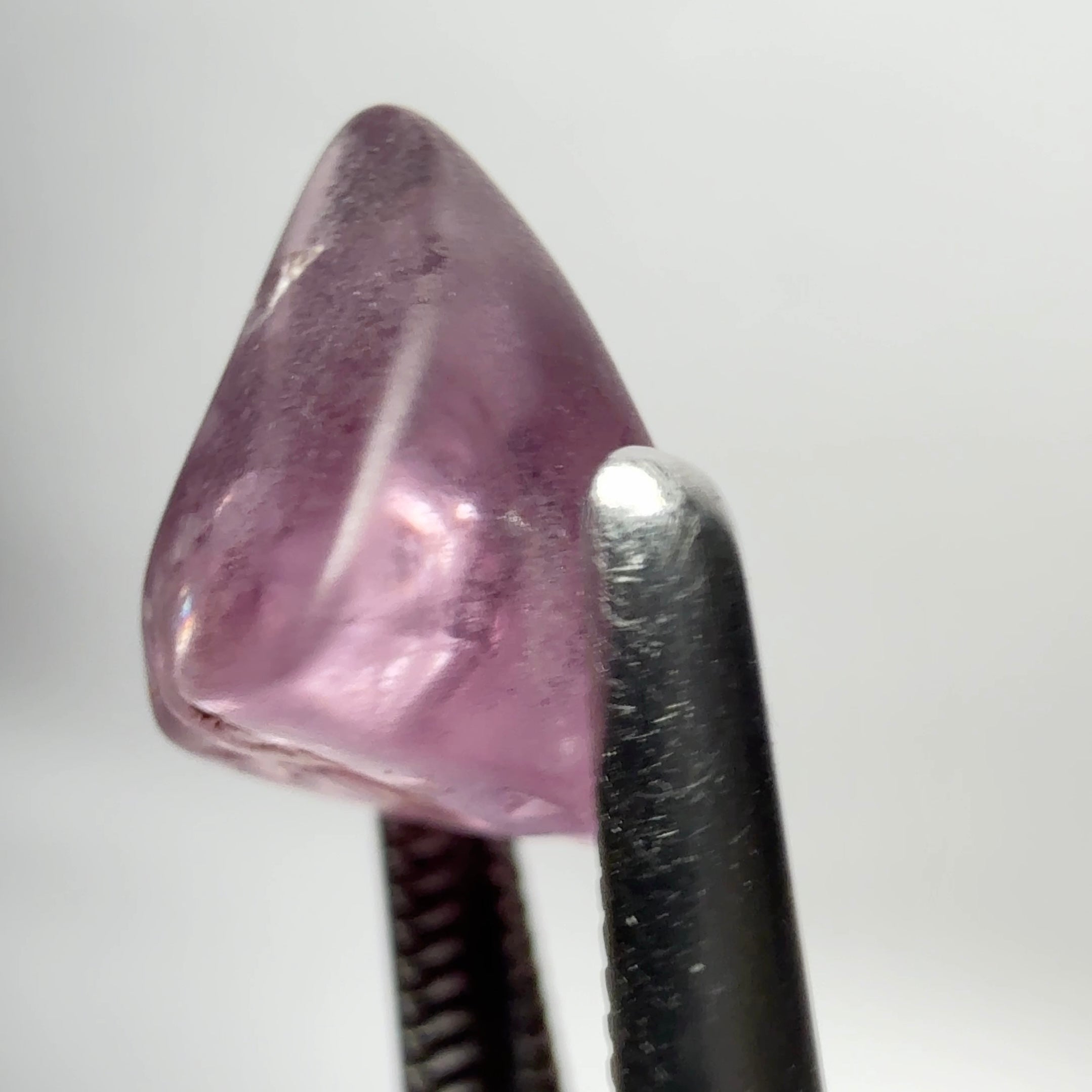 Mahenge Spinel, semi polished tumblestone, 4.09ct, Mahenge, Tanzania, Untreated Unheated