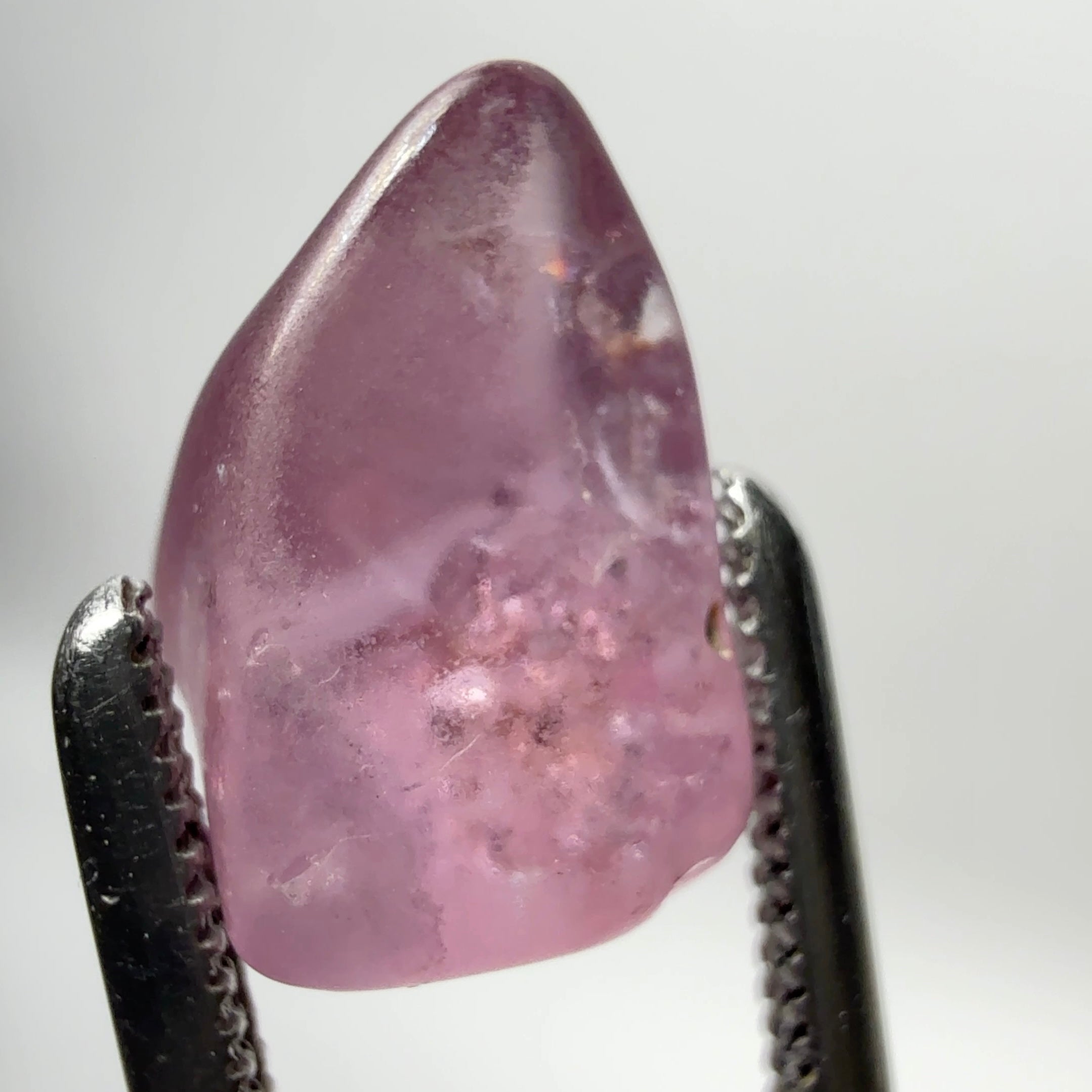 Mahenge Spinel, semi polished tumblestone, 4.09ct, Mahenge, Tanzania, Untreated Unheated