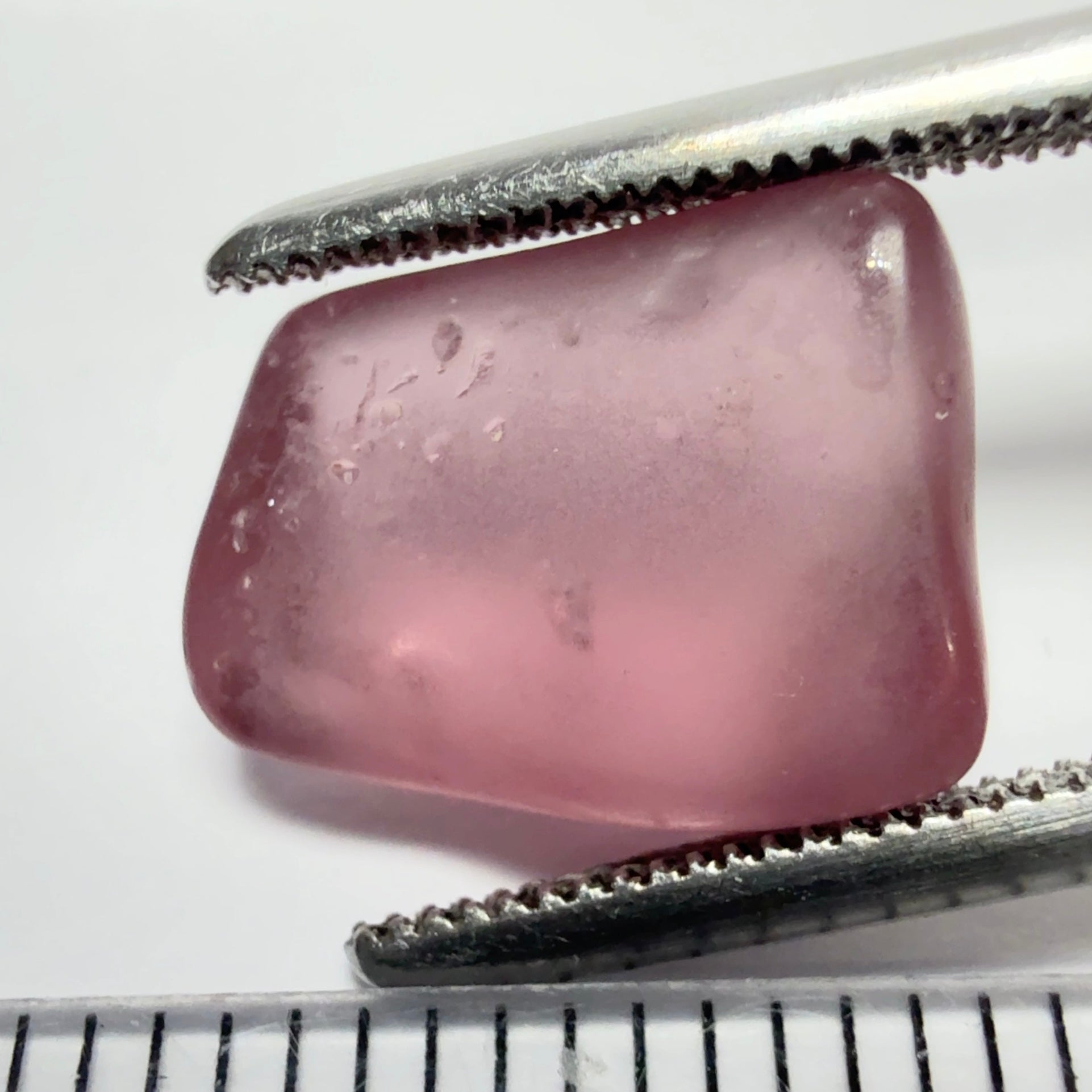 Mahenge Spinel, semi polished tumblestone, 5.61ct, Mahenge, Tanzania, Untreated Unheated