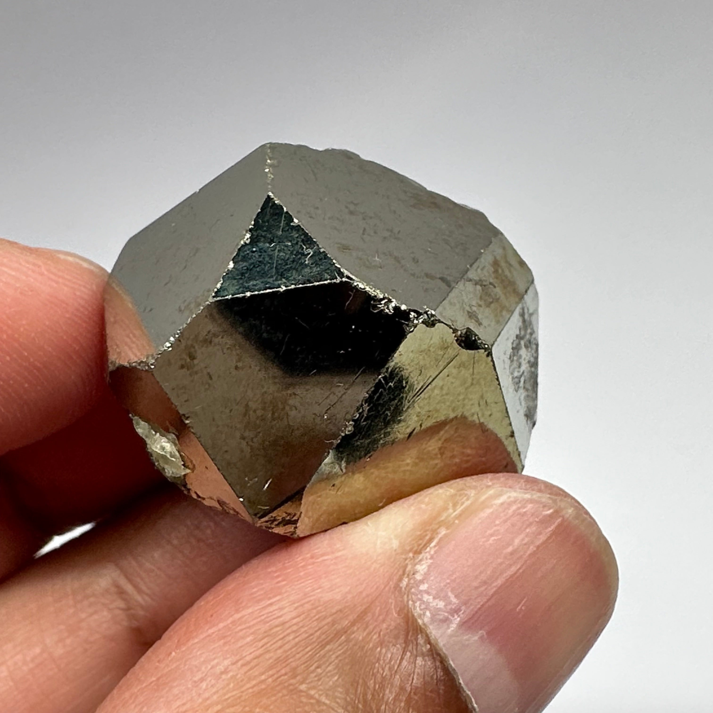 Pyrite, 48.00gm, Merelani, Tanzania, Untreated Unheated, same mines as Tanzanite, natural mirror crystal faces