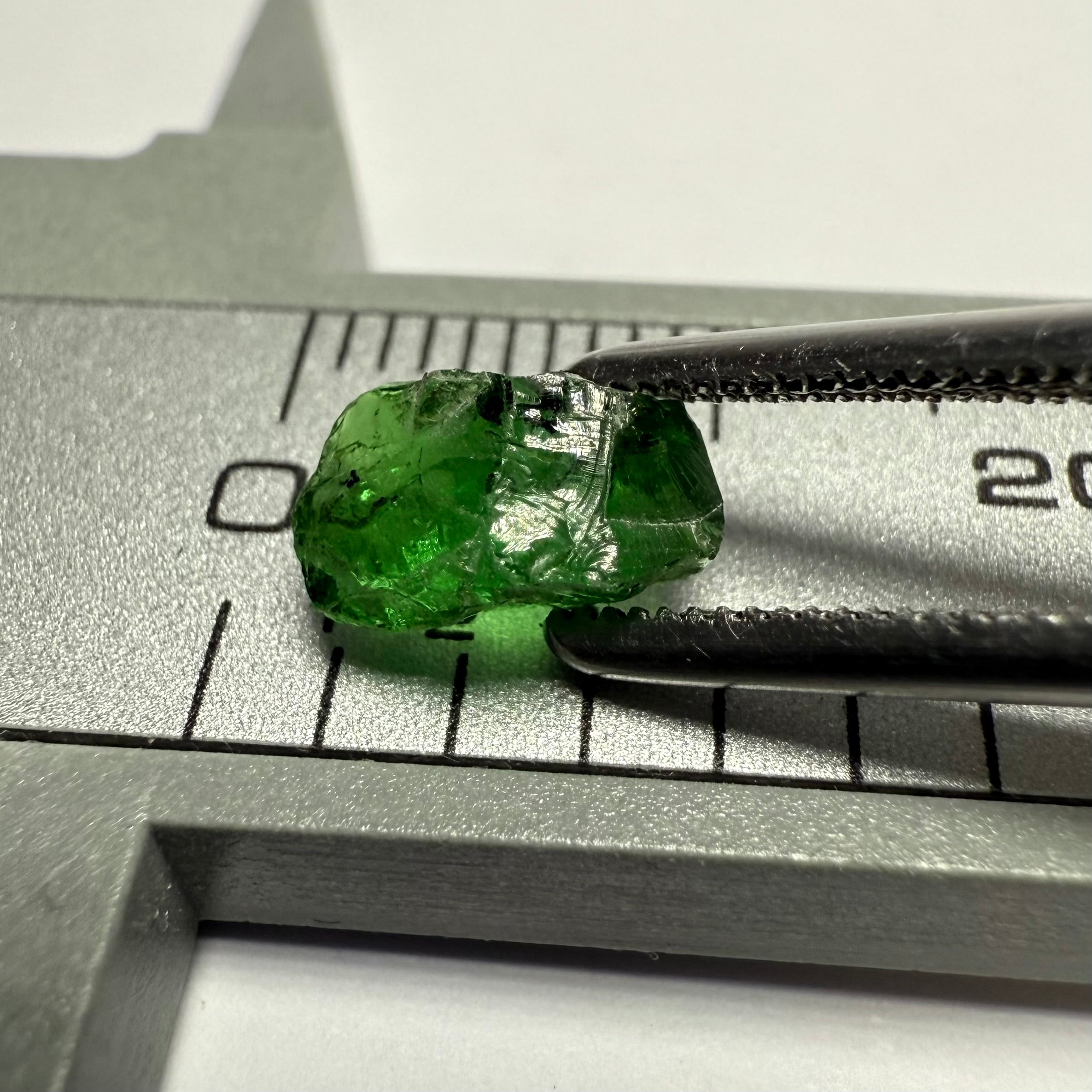 Tsavorite Garnet, Tanzania, 1.44ct, Untreated Unheated, VS