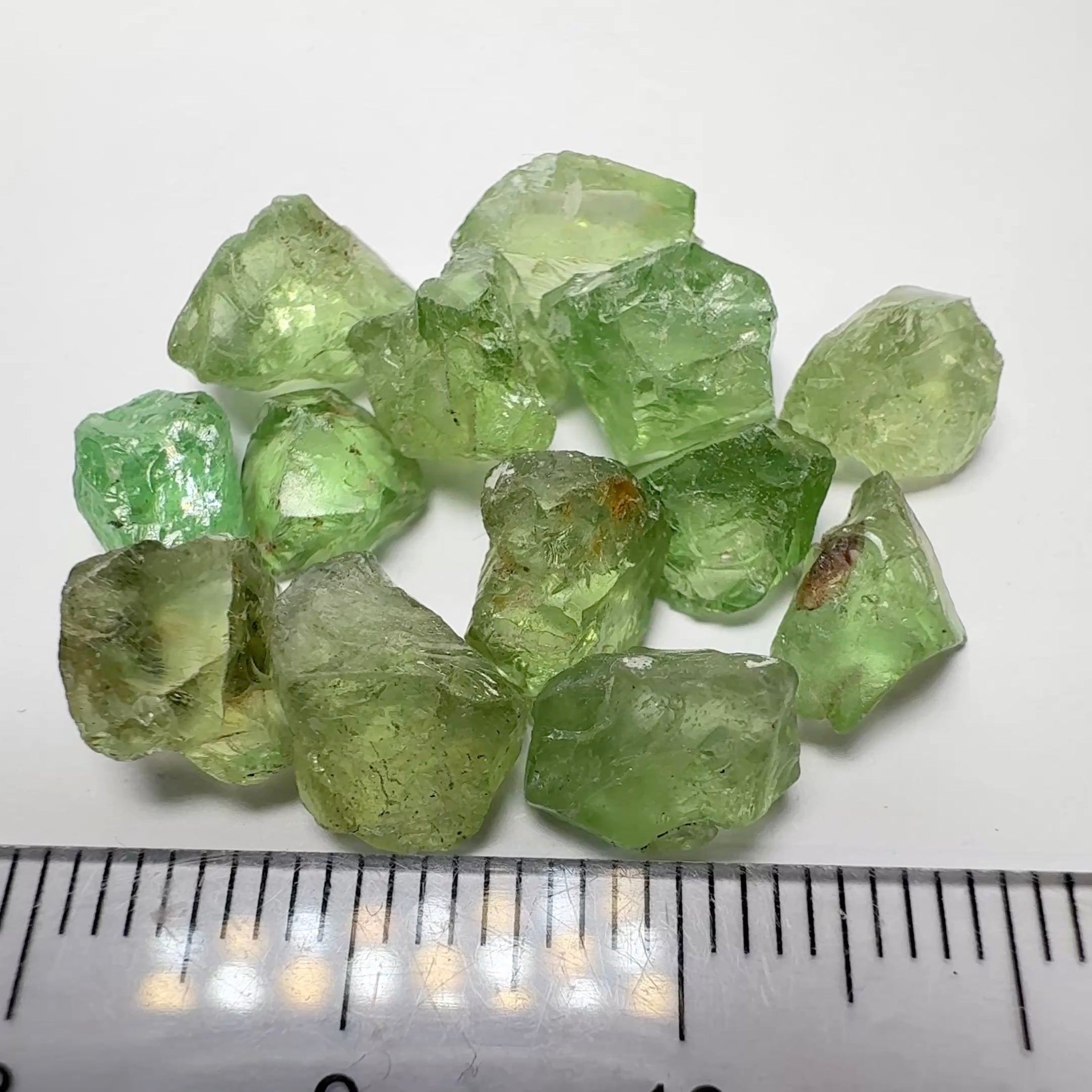 Tsavorite Garnet Lot, Kenya, 30.36ct, Untreated Unheated, VS, 1.43ct-3.23ct, 13pcs, 2.33ct average