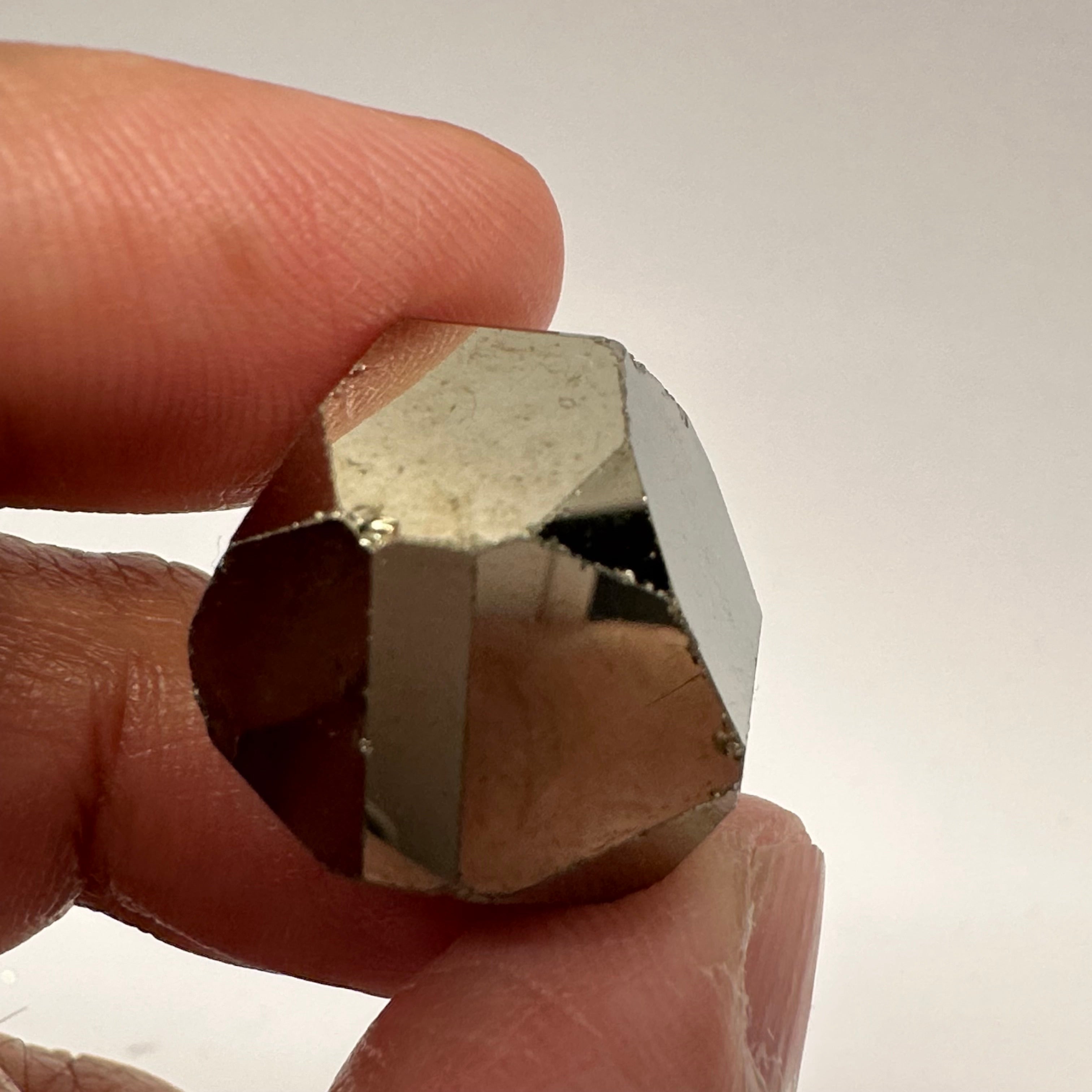 Pyrite, 21.80gm, Merelani, Tanzania, Untreated Unheated, same mines as Tanzanite, natural mirror crystal faces.