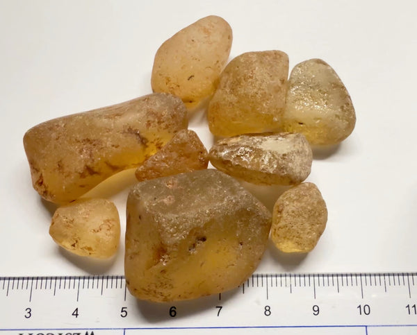 Tanzanian Yellow Garnet Lot, 87.60gm / 438ct, has a few bubbles inside as is common with this material, 3.80gm to 24.60gm, LOT DEAL, price for the lot US$650