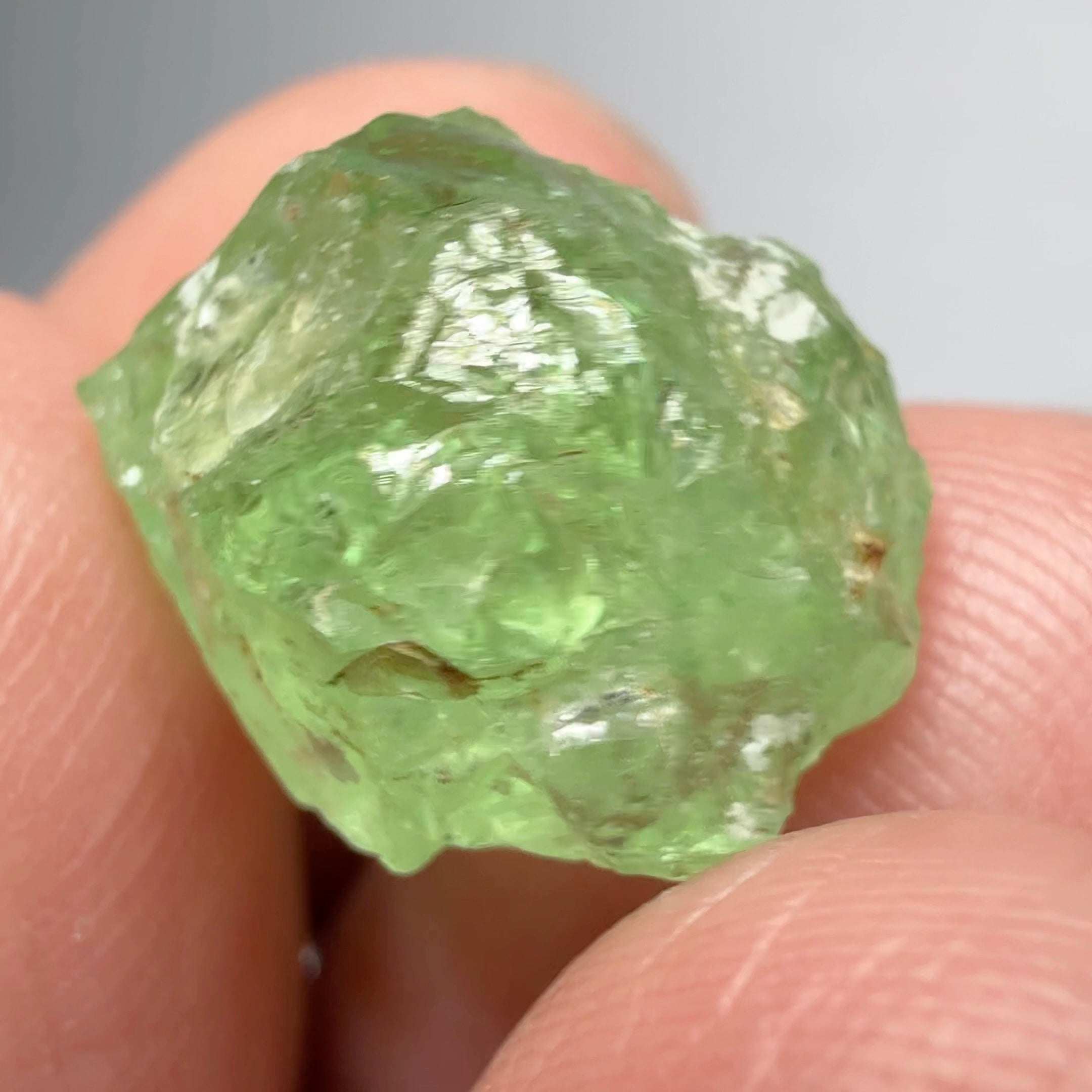 Tsavorite Garnet Cab Grade Rough, has some cracks, 16.29ct, Tanzania, Untreated Unheated