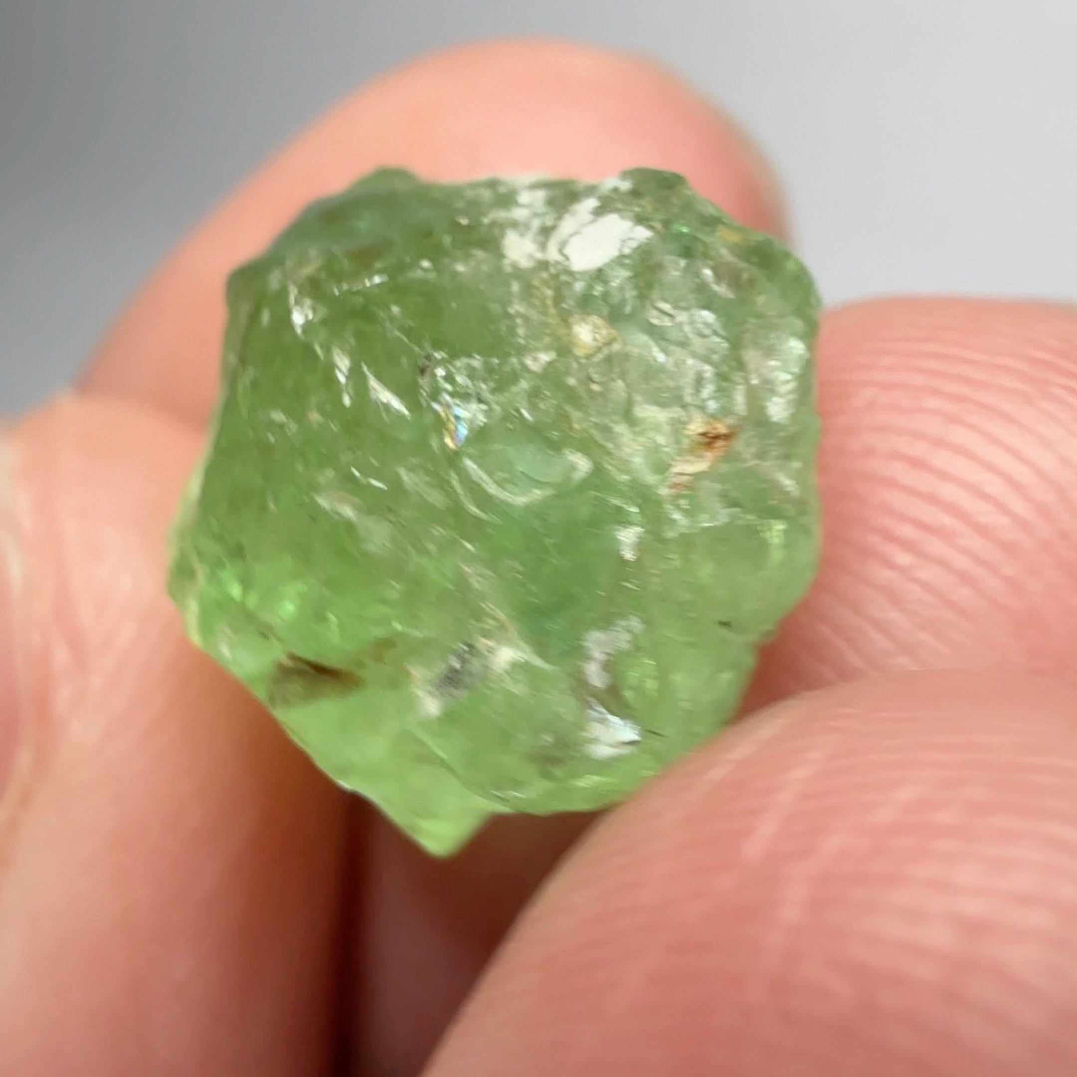 Tsavorite Garnet Cab Grade Rough, has some cracks, 16.29ct, Tanzania, Untreated Unheated