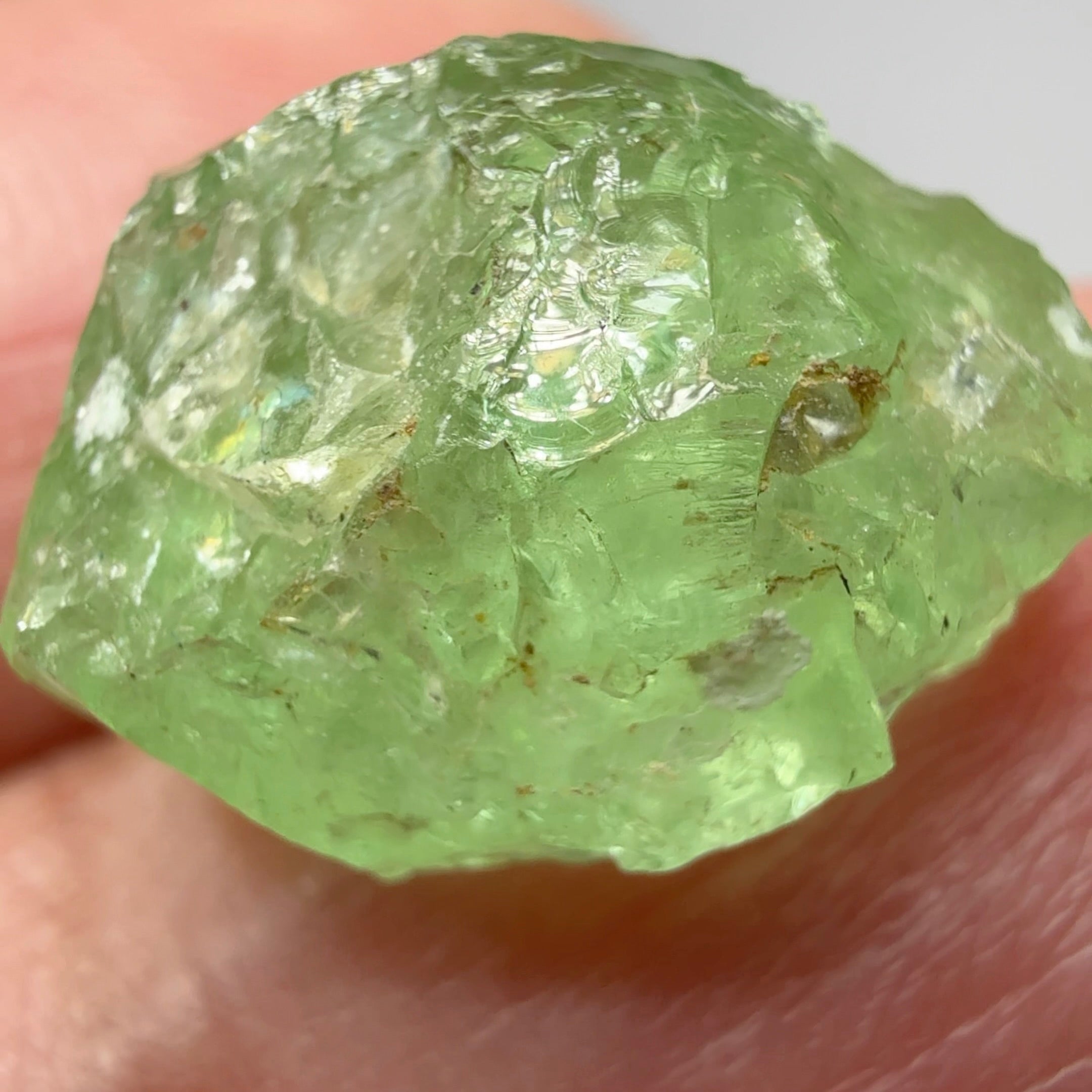 Tsavorite Garnet Cab Grade Rough, has some cracks, 16.29ct, Tanzania, Untreated Unheated