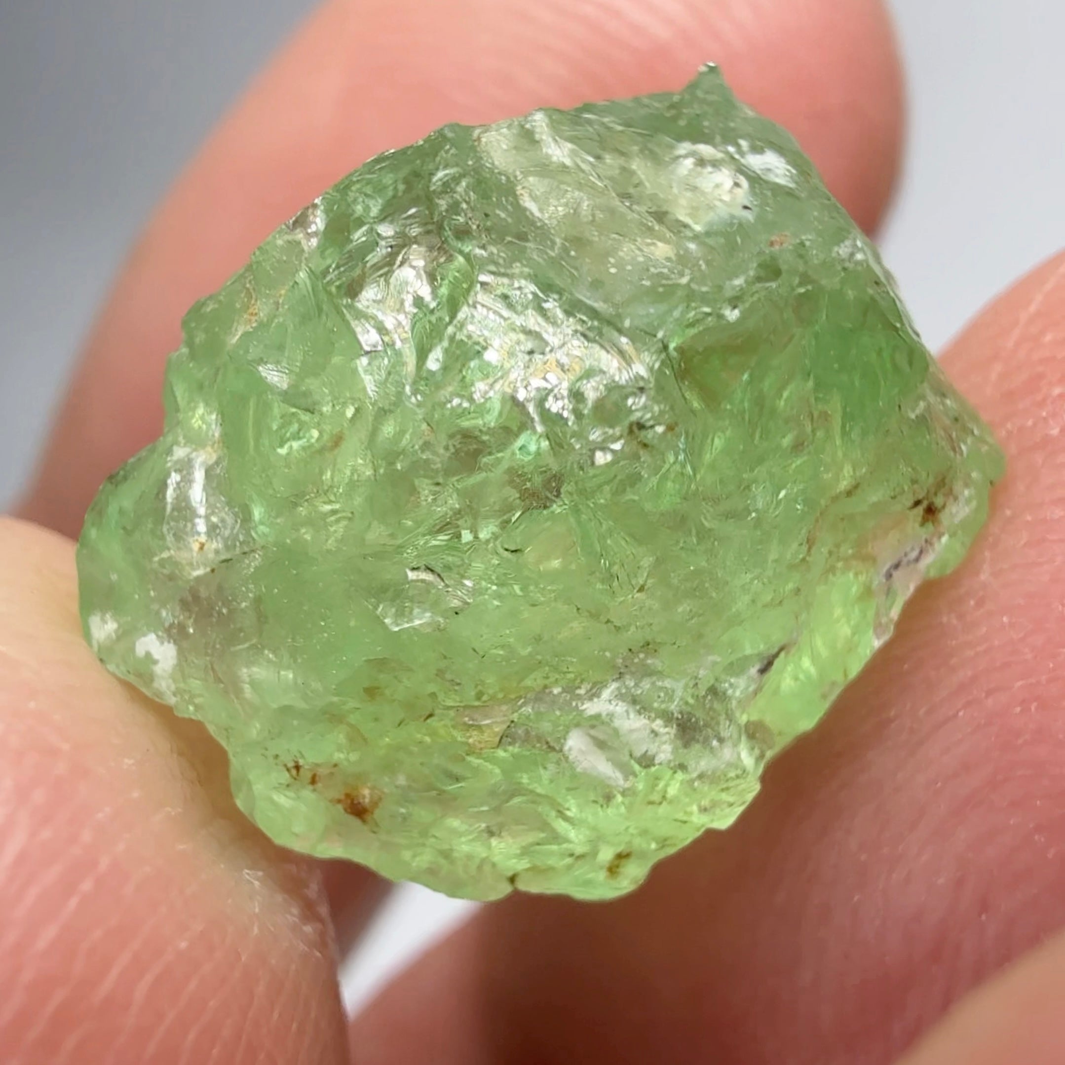 Tsavorite Garnet Cab Grade Rough, has some cracks, 16.29ct, Tanzania, Untreated Unheated