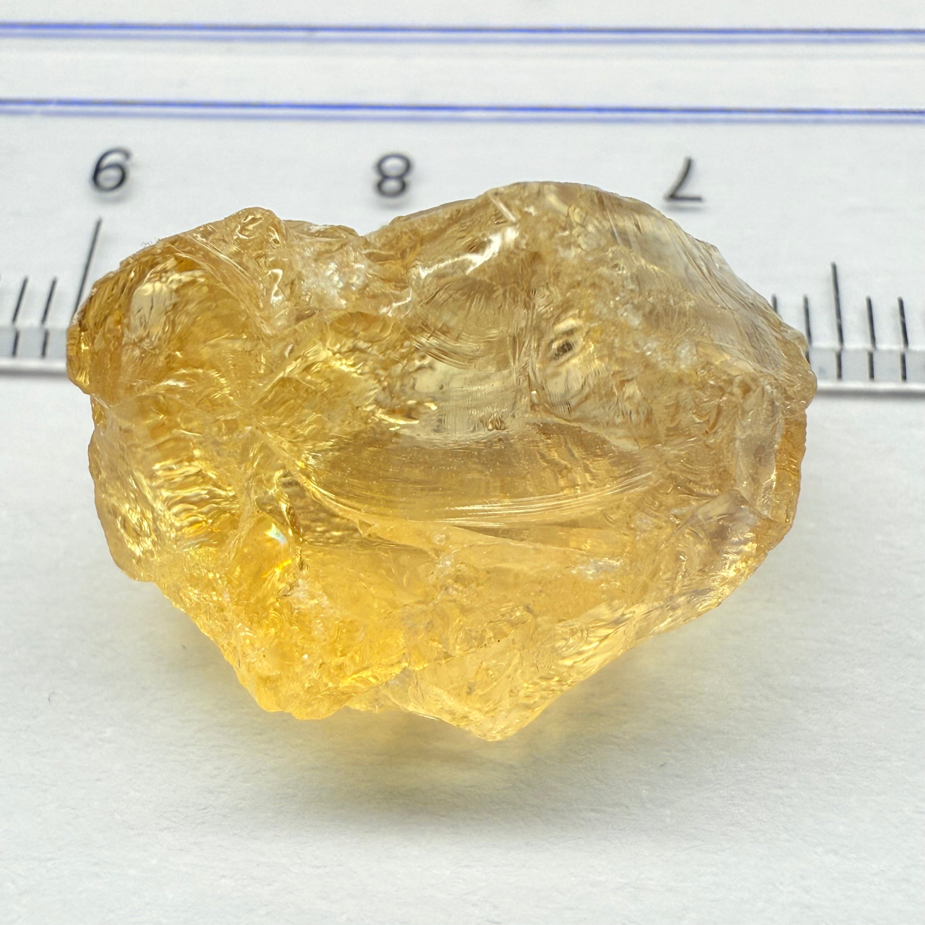Citrine, 19.41ct, Zambia, Untreated Unheated, slight crack on the outside going in 3mm, rest is VVS-IF