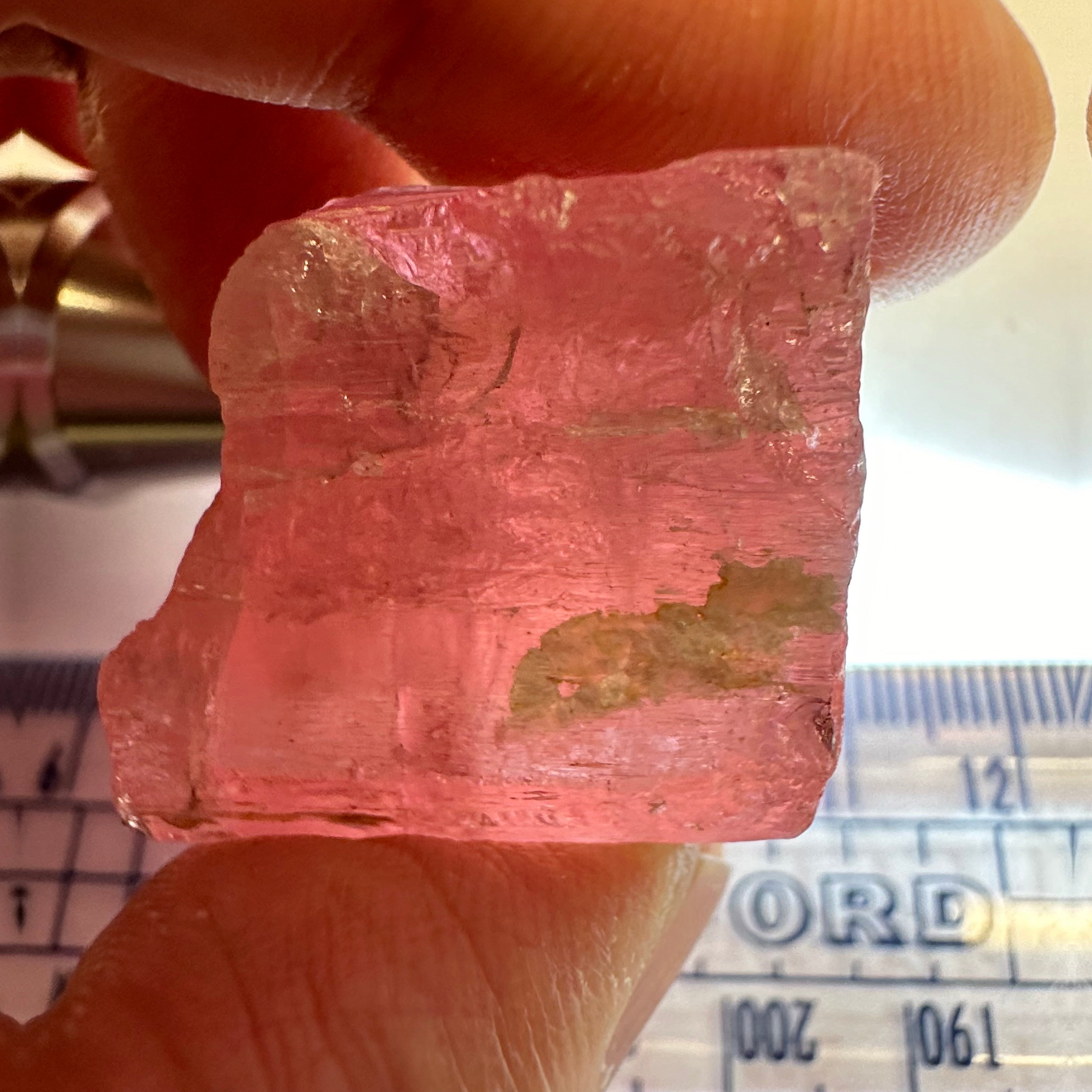 Tourmaline Crystal, 25.90gm, Untreated Unheated, cab/specimen grade