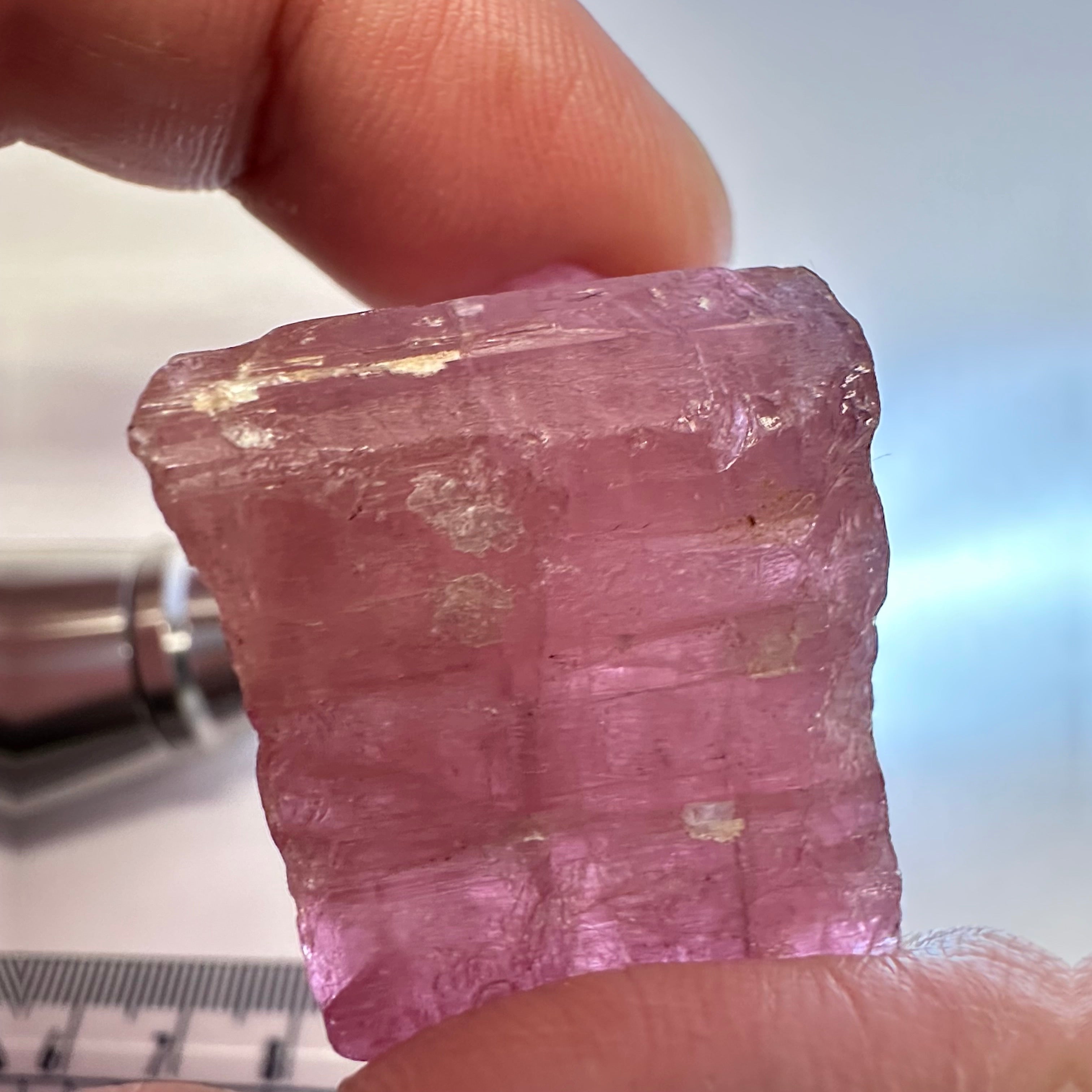 Tourmaline Crystal, 25.90gm, Untreated Unheated, cab/specimen grade