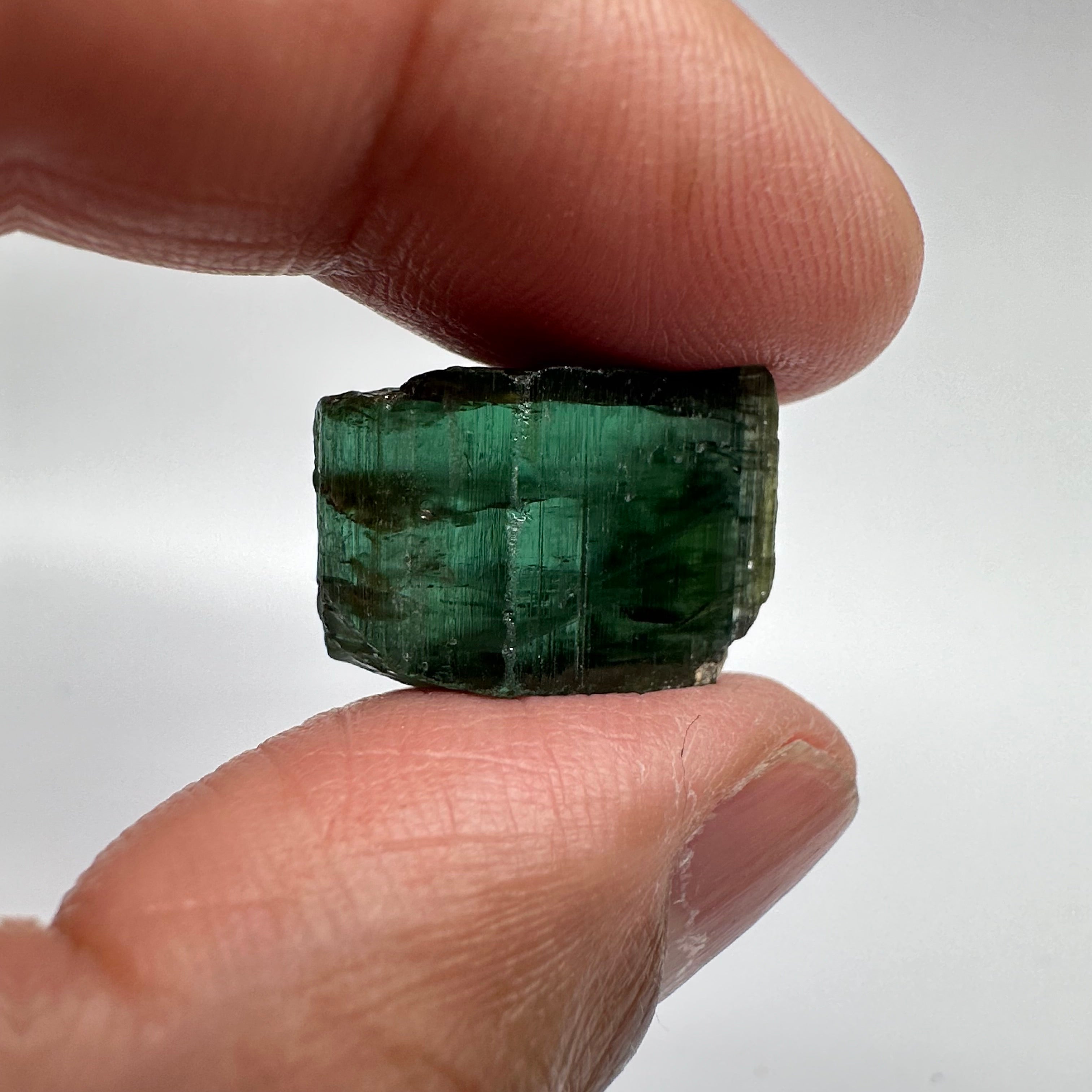 Tourmaline Crystal, 5.90gm, Untreated Unheated, cab/specimen grade, closed c axis