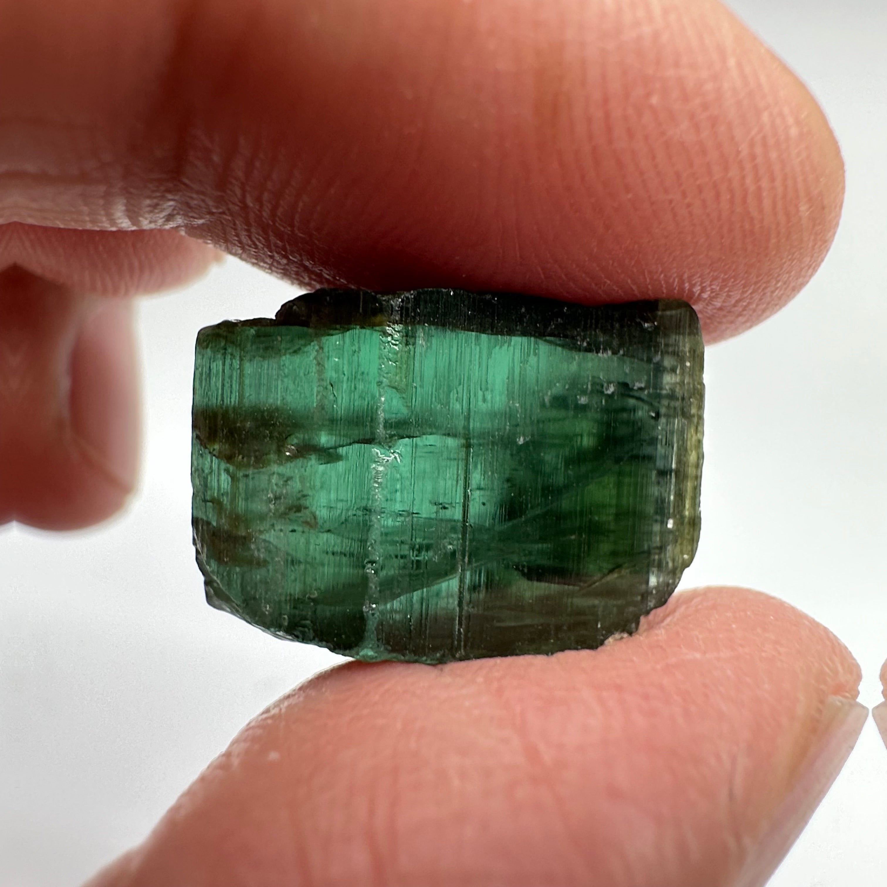 Tourmaline Crystal, 5.90gm, Untreated Unheated, cab/specimen grade, closed c axis